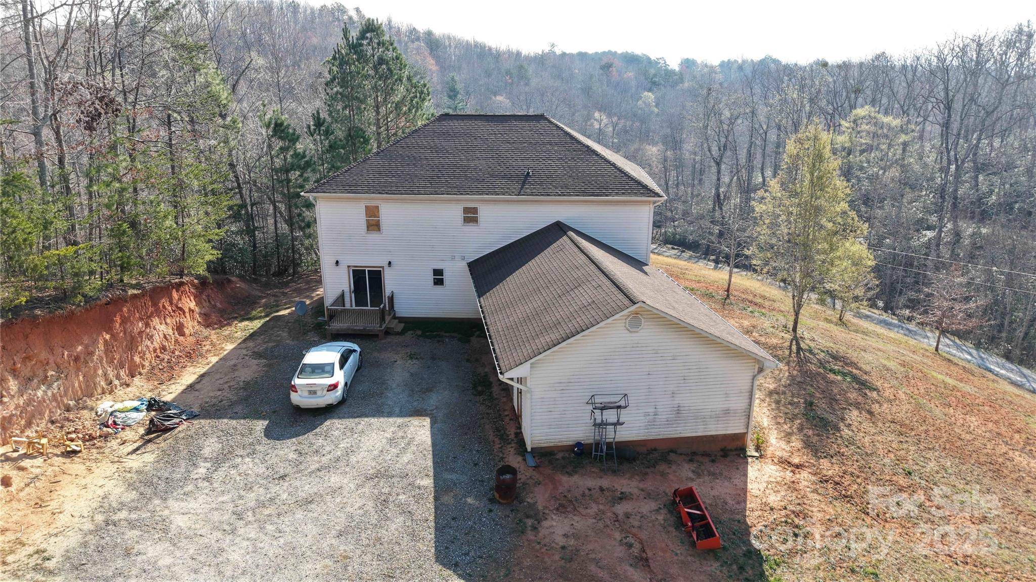 Nebo, NC 28761,402 Tater Tot DR