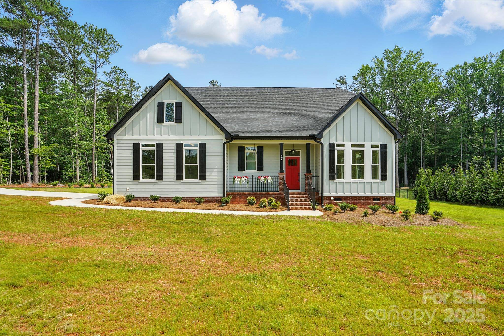 Belmont, NC 28012,409 Henry Chapel RD