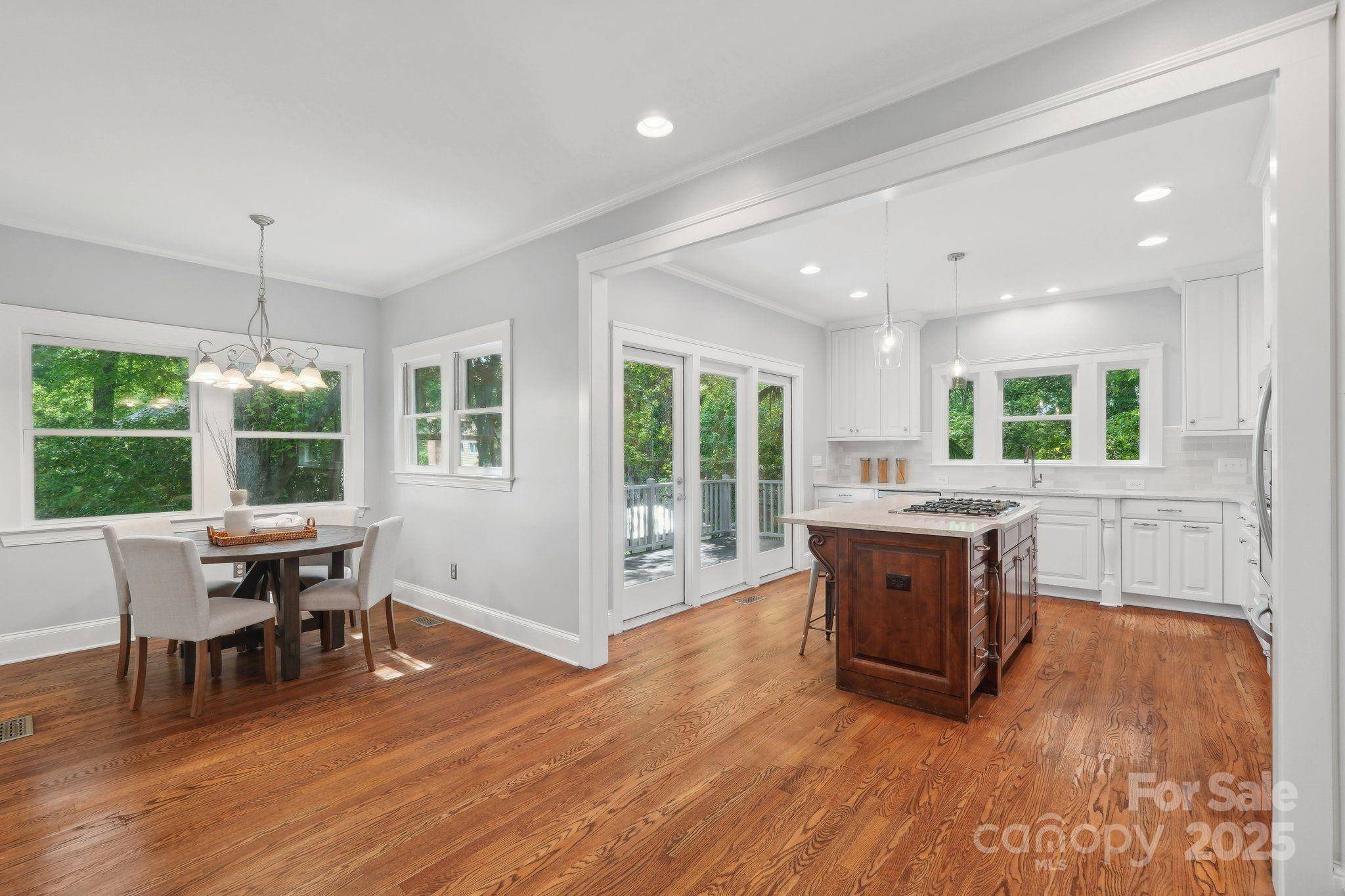 Charlotte, NC 28203,545 Dilworth Mews CT