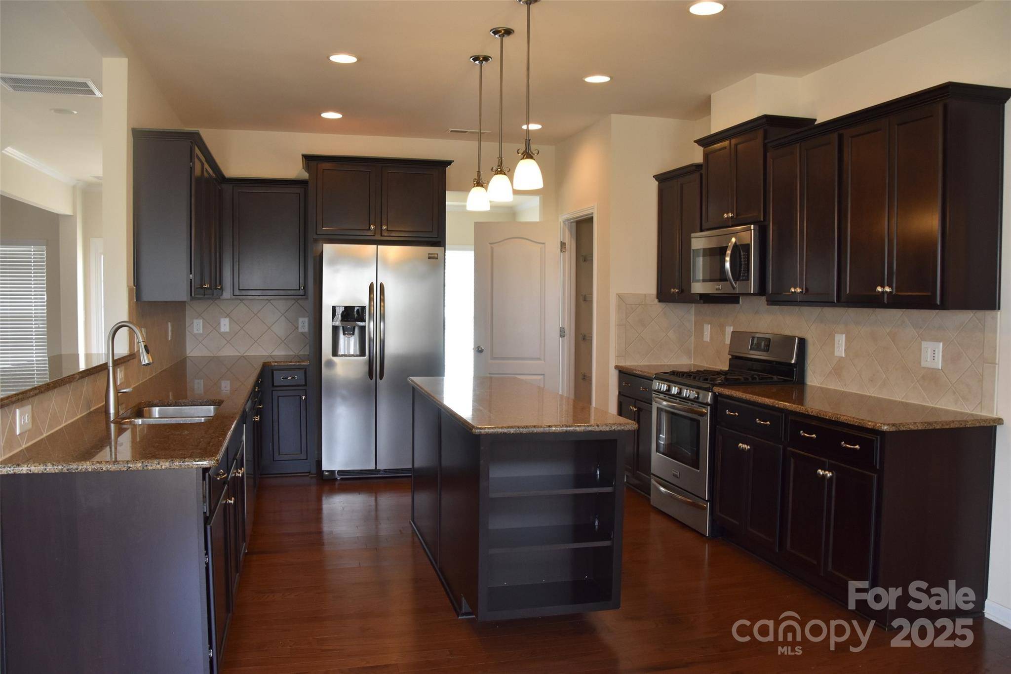 Harrisburg, NC 28075,4892 Horseback LN