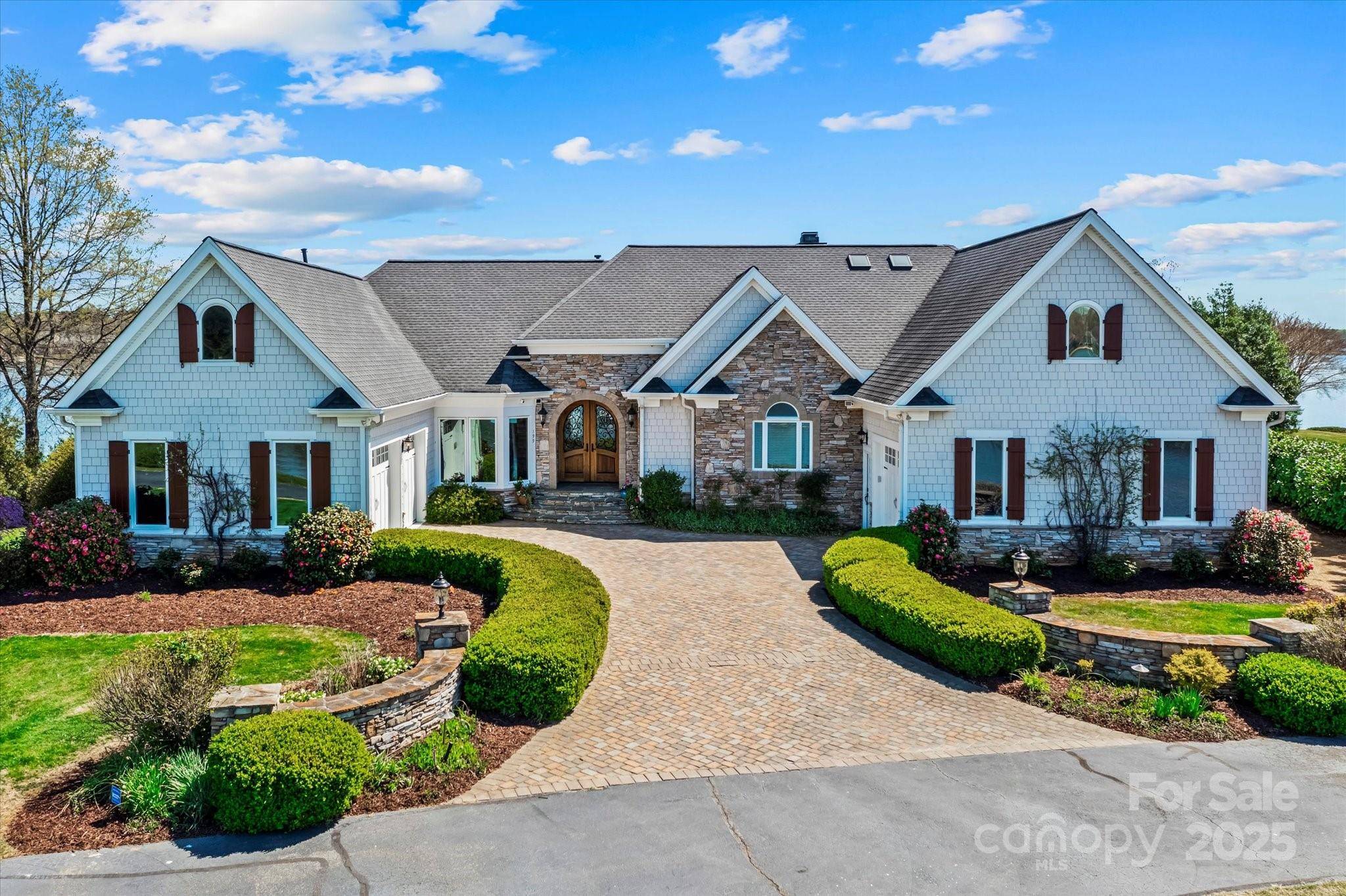 Mooresville, NC 28117,199 Prestwood LN