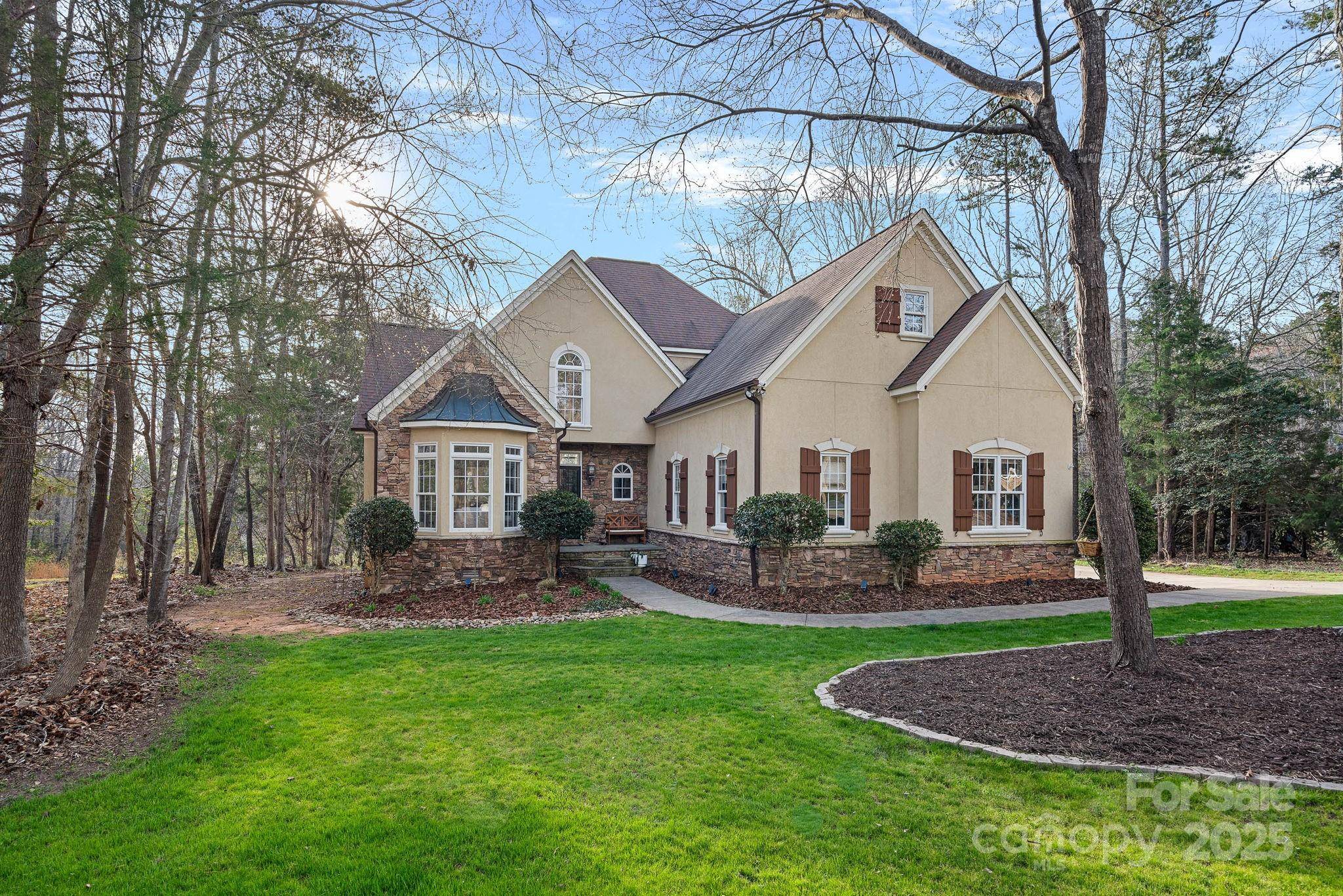 Fort Mill, SC 29715,1426 Doe Ridge LN