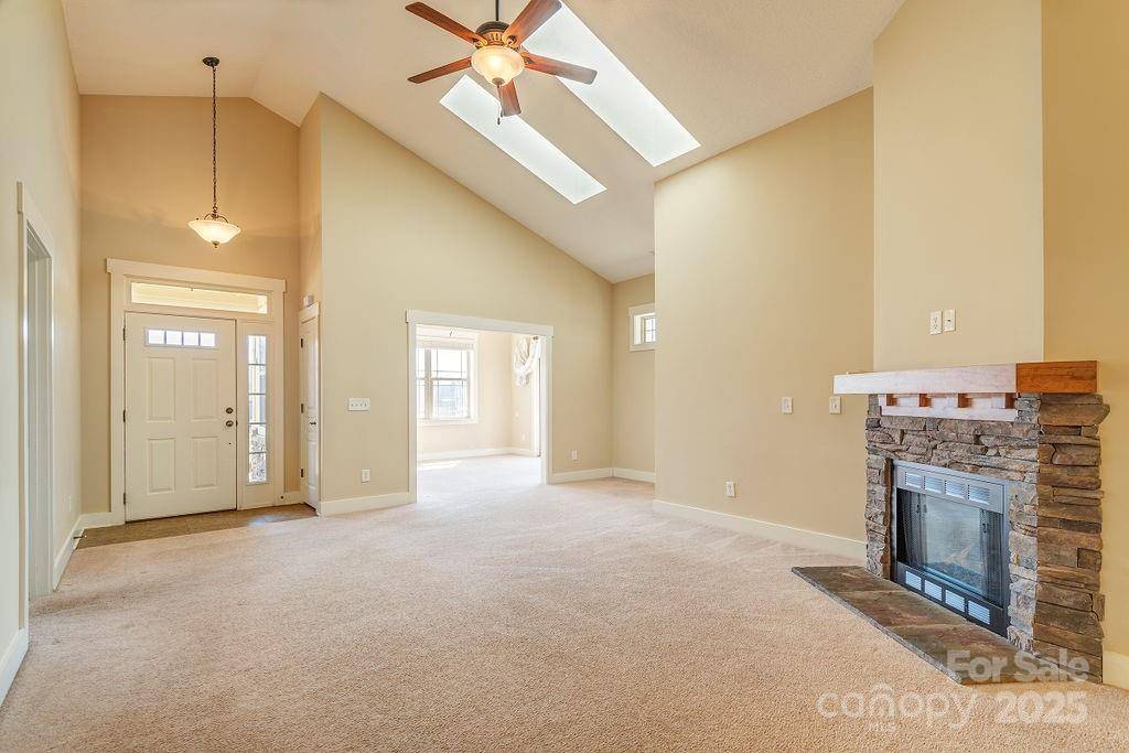 Candler, NC 28715,41 Brookstone PL