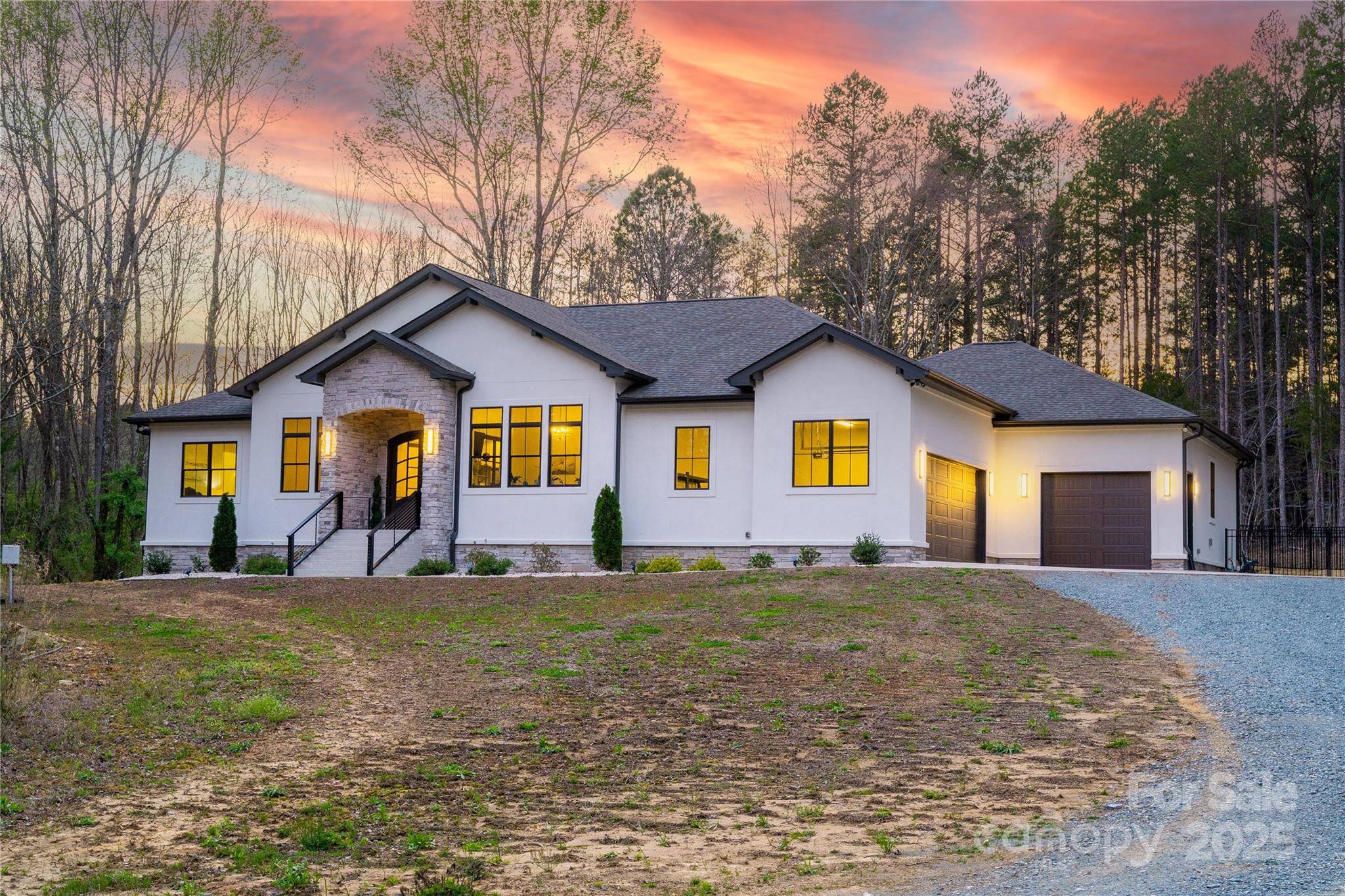 Matthews, NC 28104,1208 Union RD