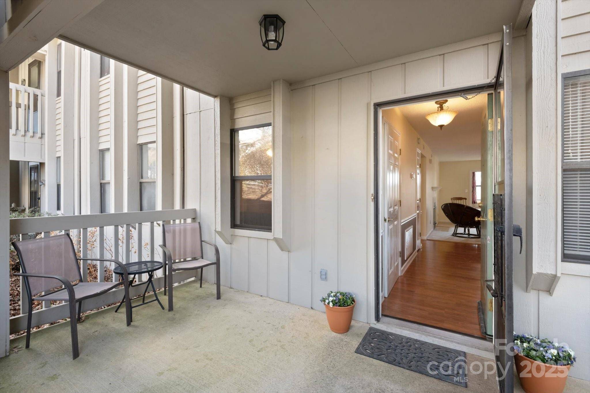 Asheville, NC 28805,1303 Abbey CIR