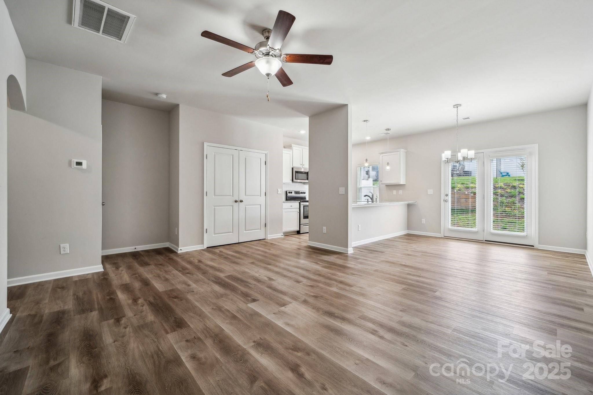 Charlotte, NC 28215,10036 Brittondale LN
