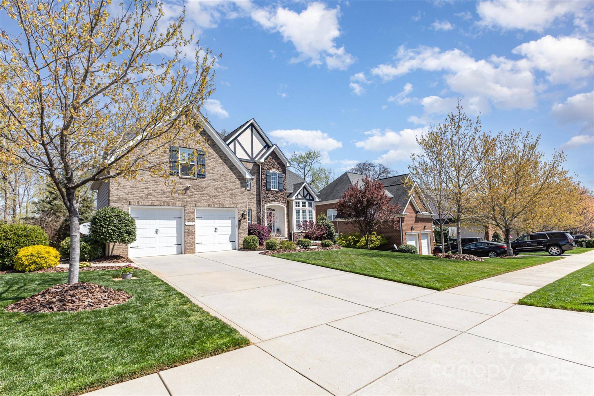 Concord, NC 28027,717 Barossa Valley DR NW