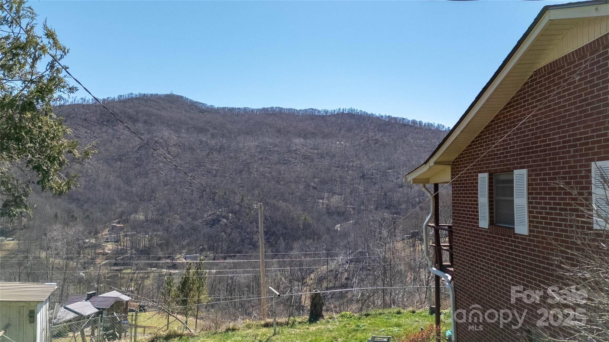Bakersville, NC 28705,1306 Fork Mountain RD