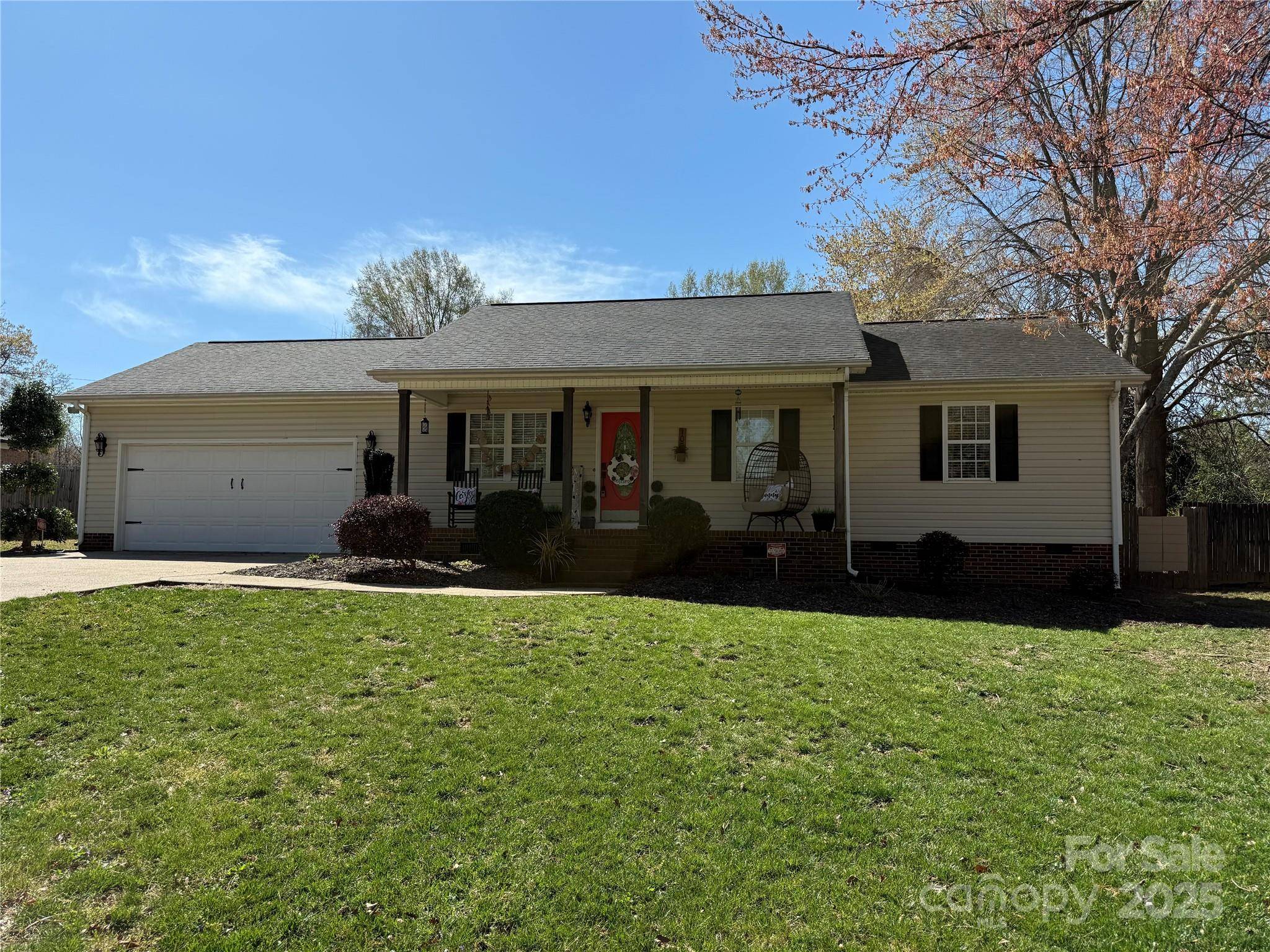Cherryville, NC 28021,105 Johnson LN