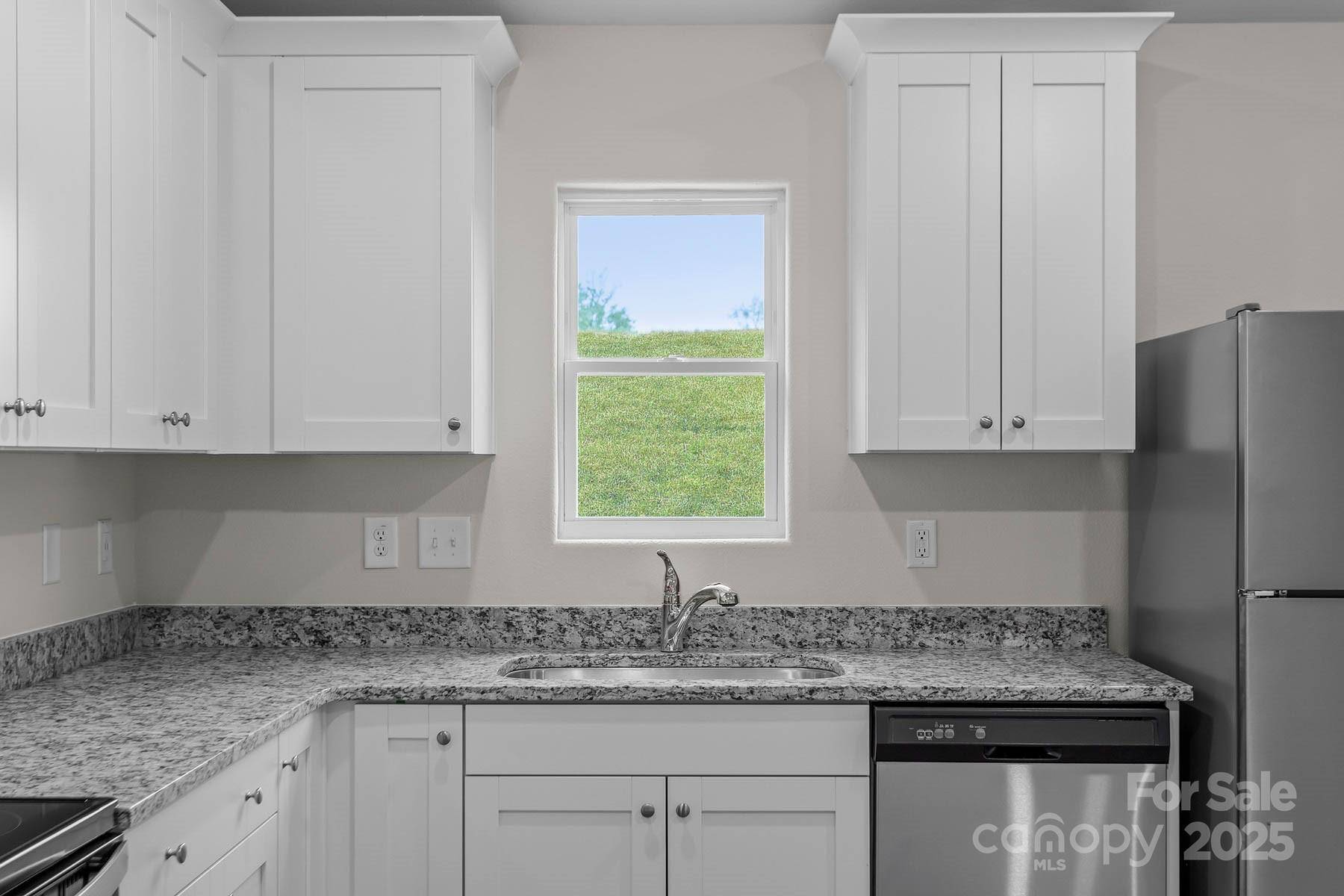 Shelby, NC 28152,505 Maddox DR