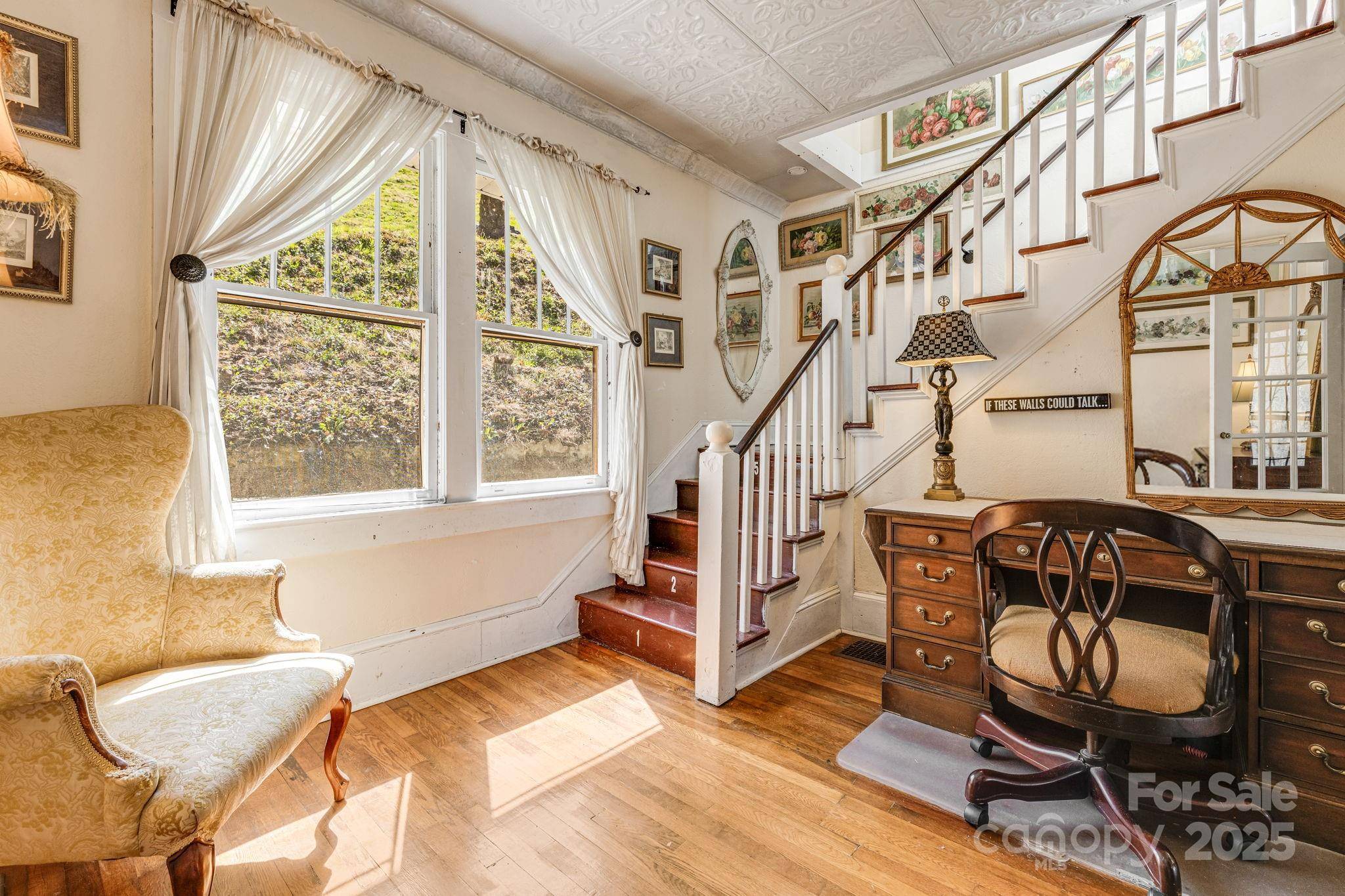 Marshall, NC 28753,153 Skyway DR