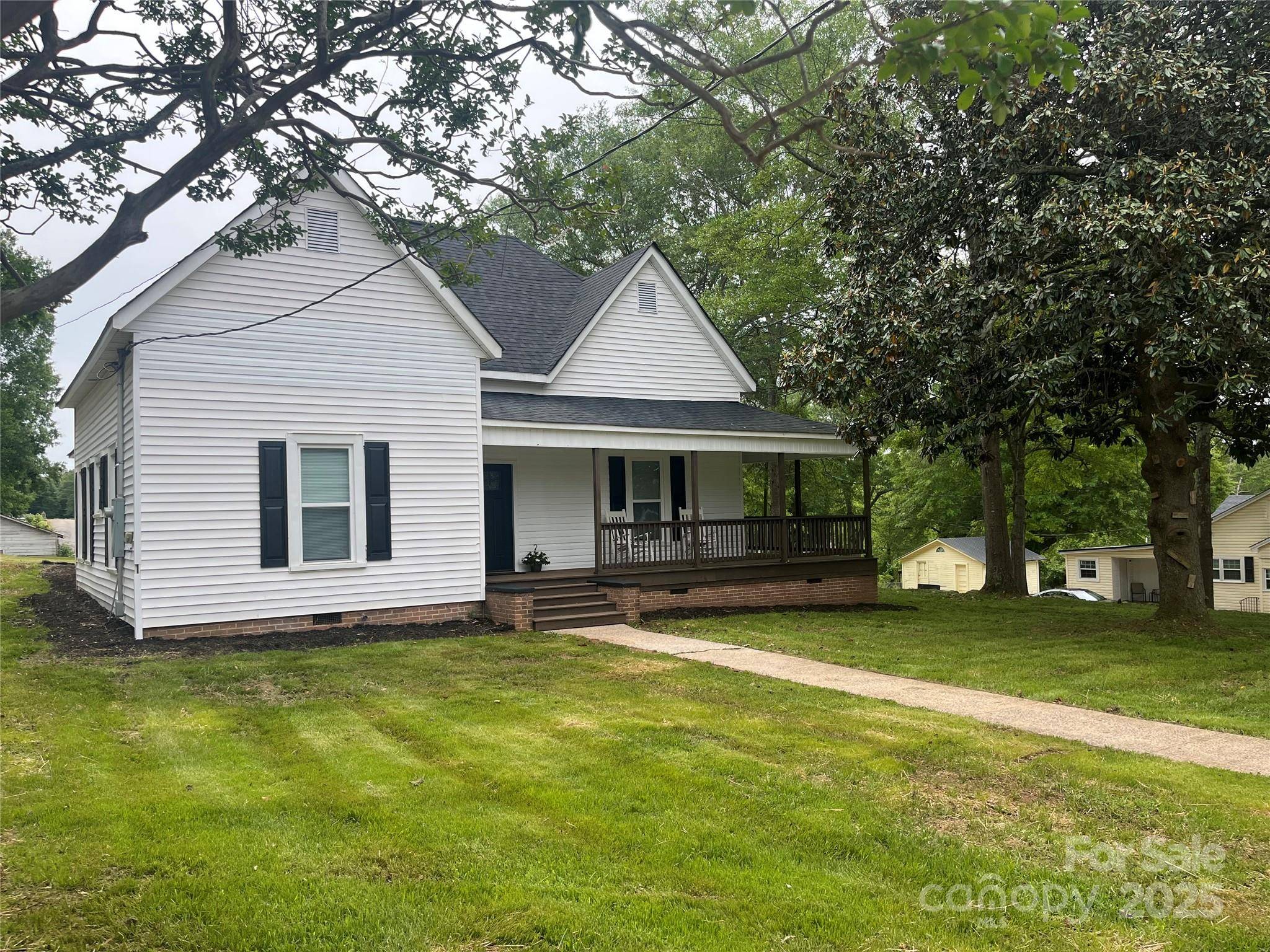 Mooresboro, NC 28114,106 York ST