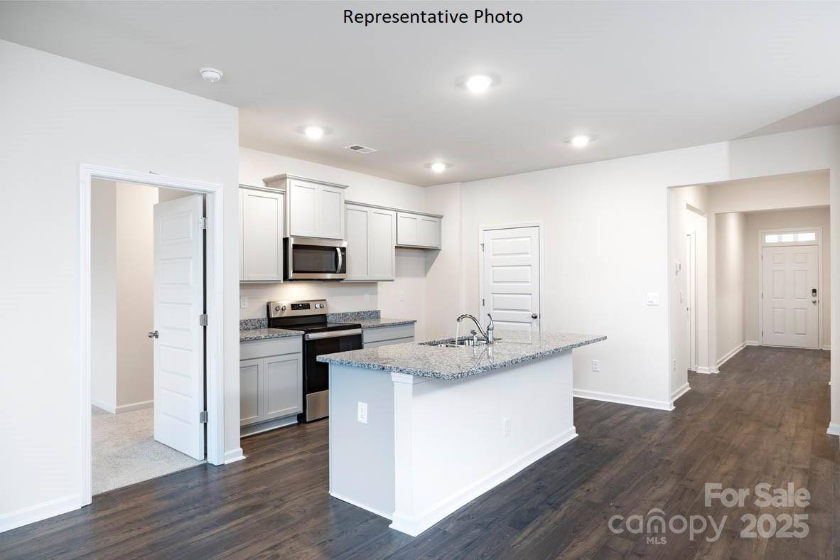 Charlotte, NC 28214,6613 Barcelona WAY