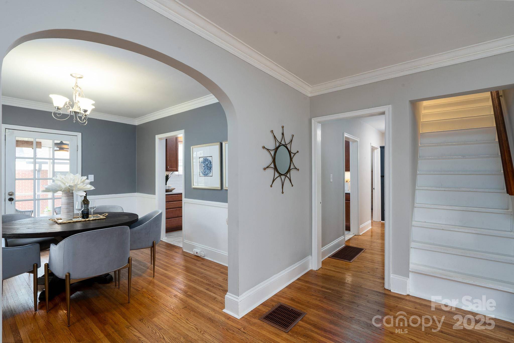 Charlotte, NC 28208,717 Woodruff PL