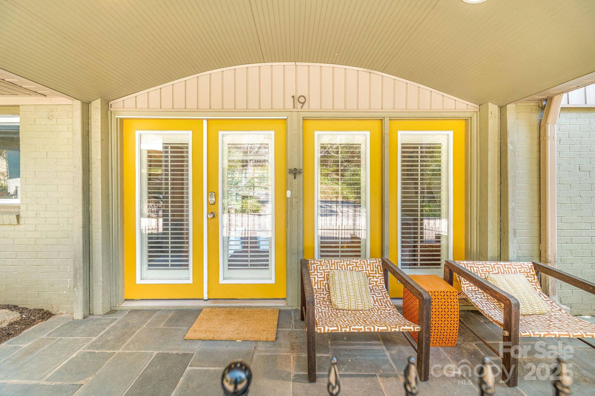 Asheville, NC 28804,19 Westview RD