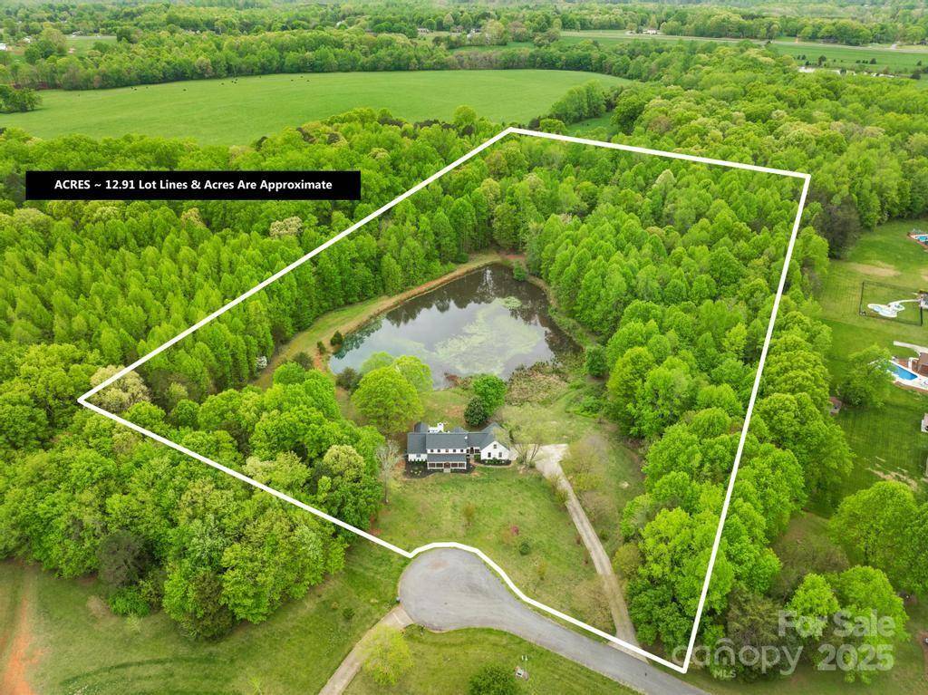Statesville, NC 28625,170 Della DR