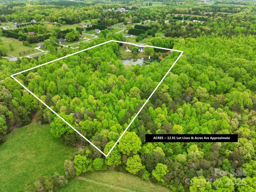 Statesville, NC 28625,170 Della DR