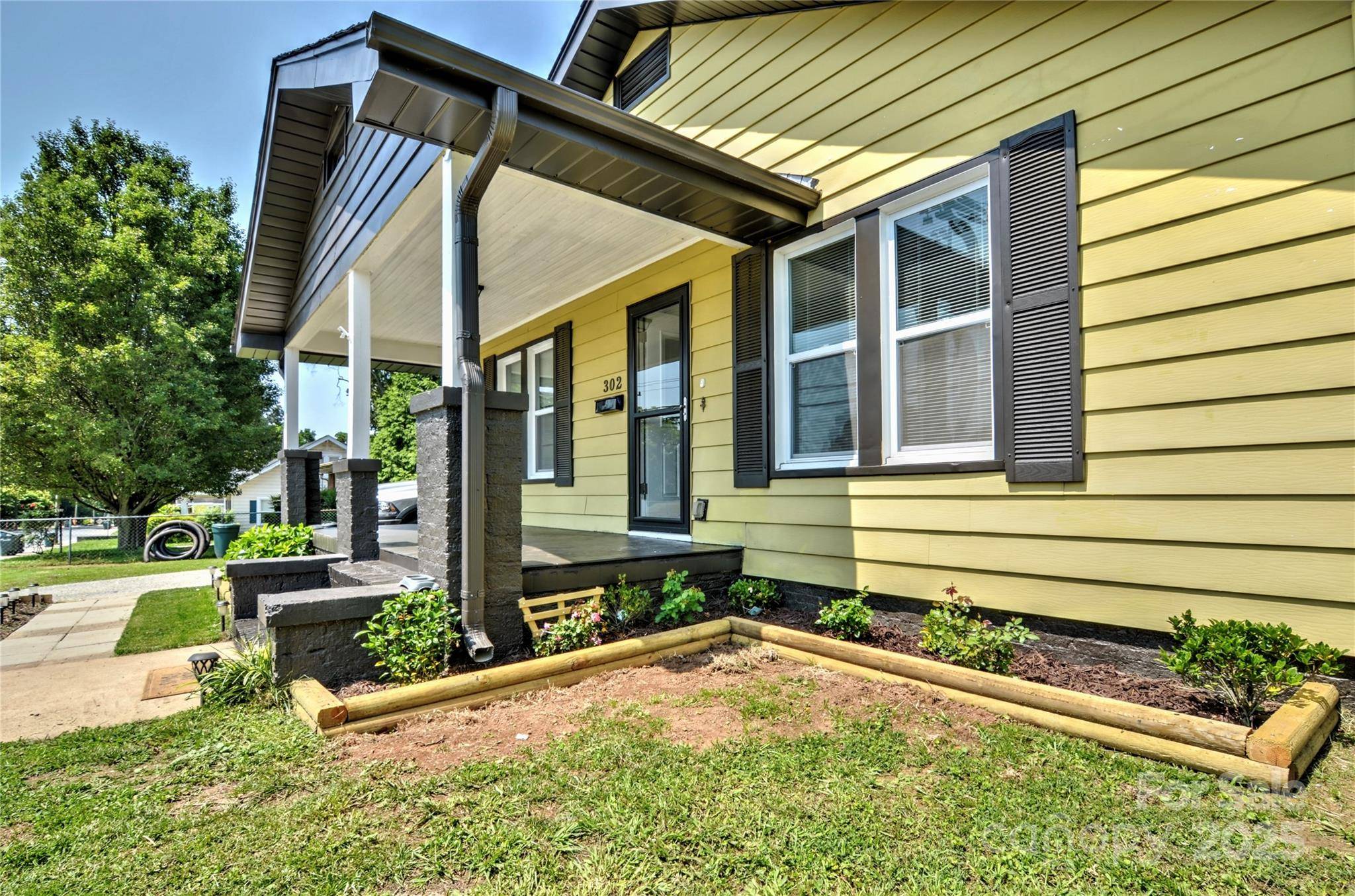 Monroe, NC 28112,302 Griffith RD