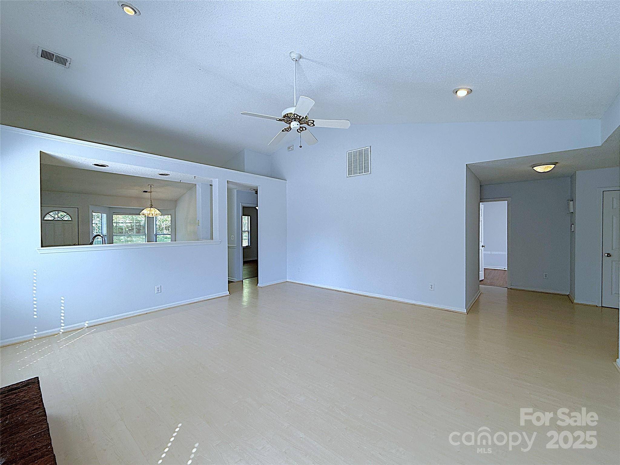 Matthews, NC 28105,3007 Walsingham CT