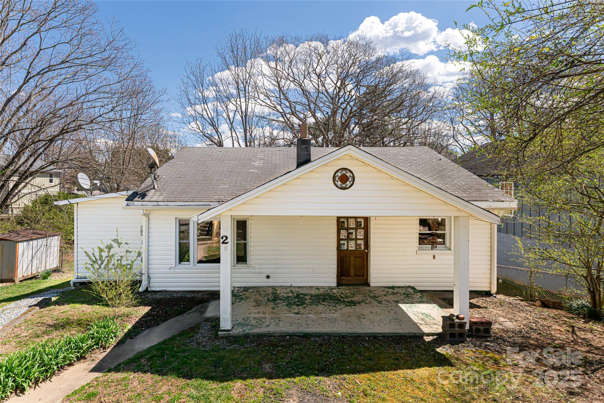 Asheville, NC 28806,2 Evergreen AVE