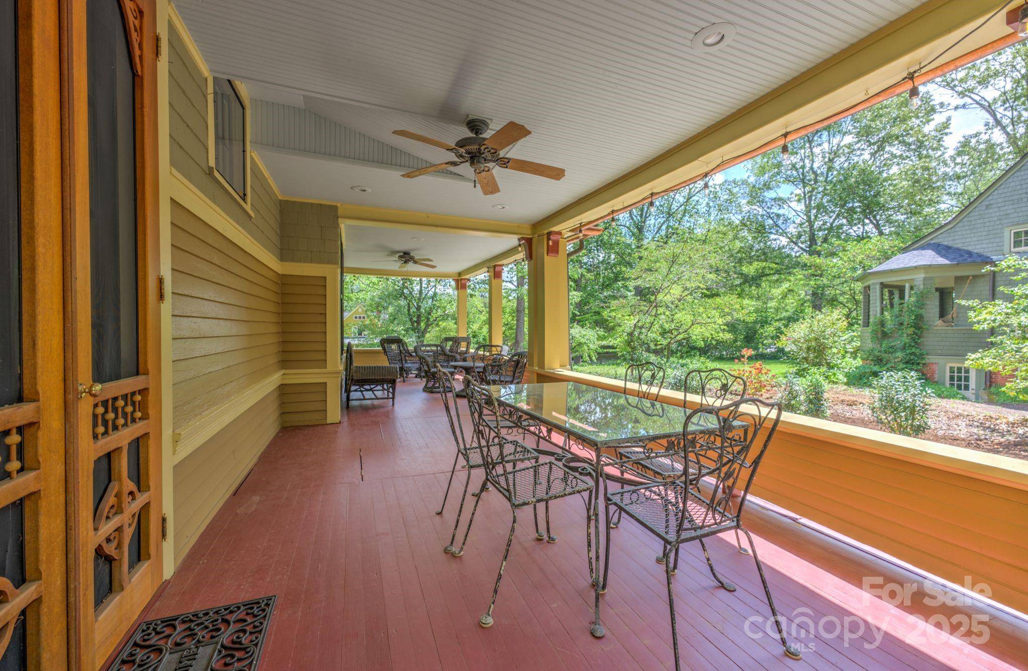 Asheville, NC 28801,156 Cumberland AVE