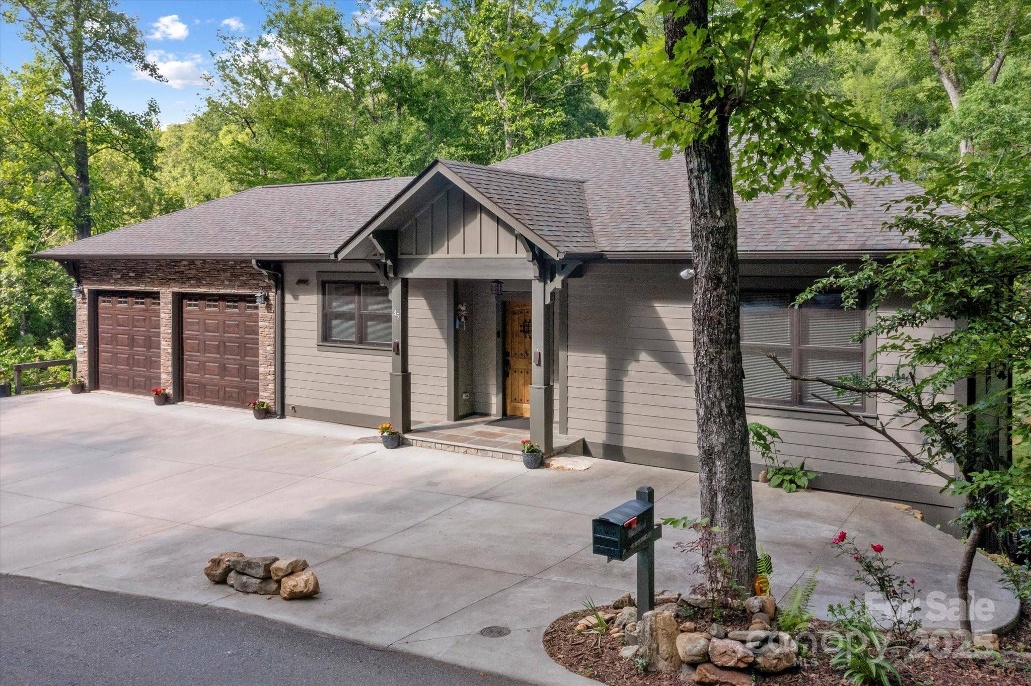 Black Mountain, NC 28711,45 Mountain View RD