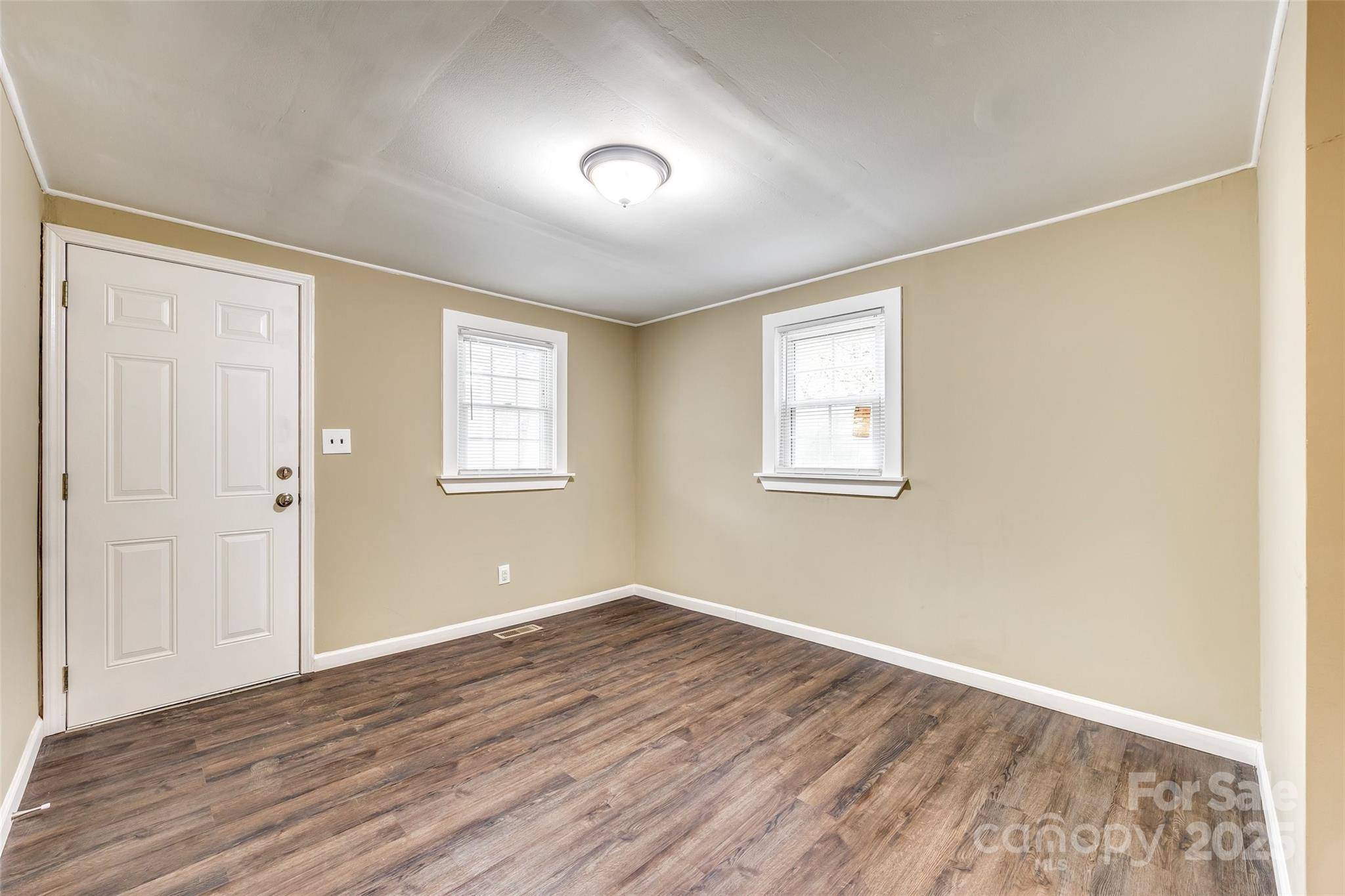 Fort Mill, SC 29715,110 Steele ST #34, 35