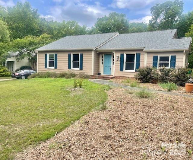 Charlotte, NC 28226,7412 Broken Oak LN