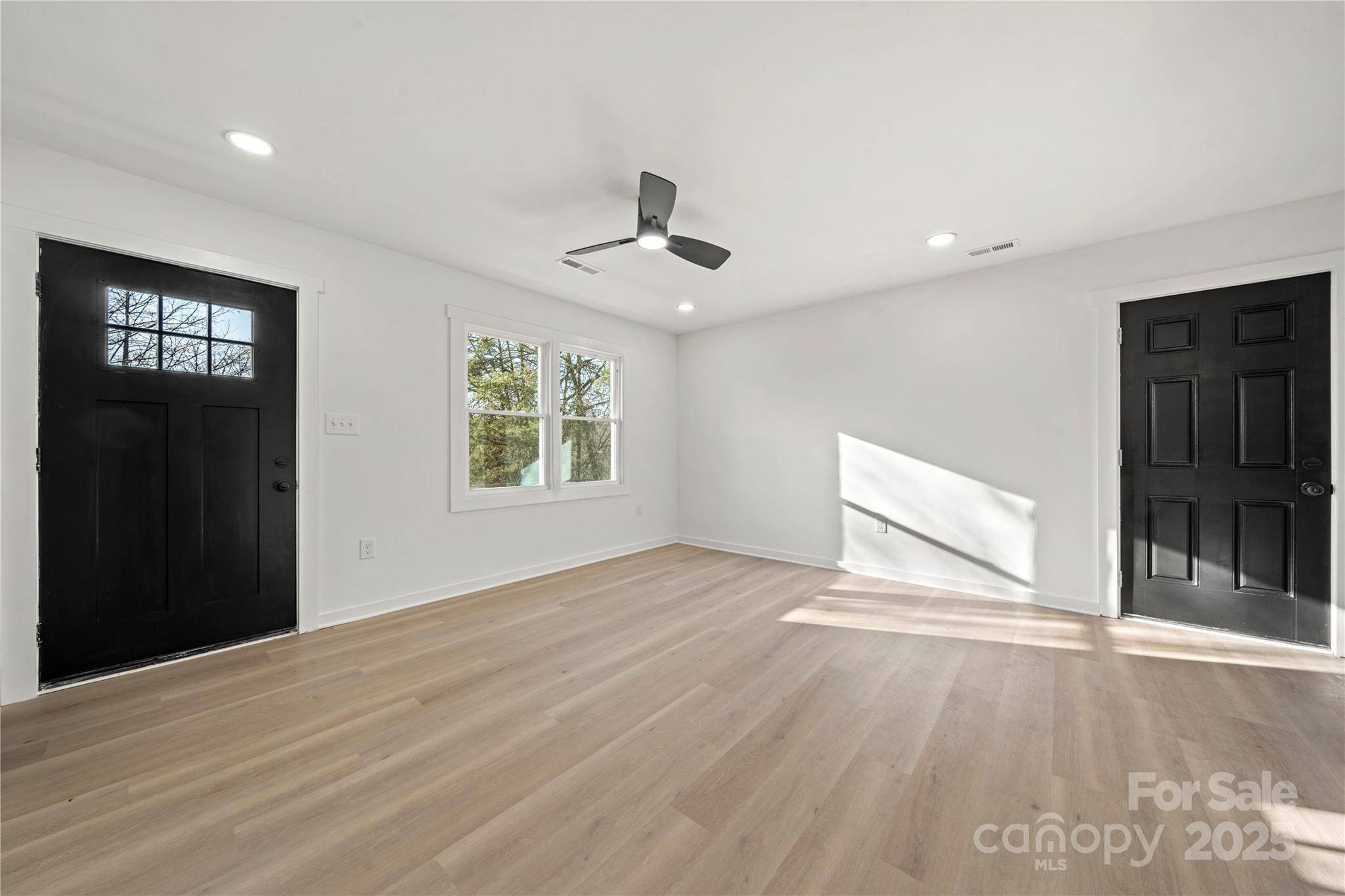 Shelby, NC 28152,2120 Green Oak DR