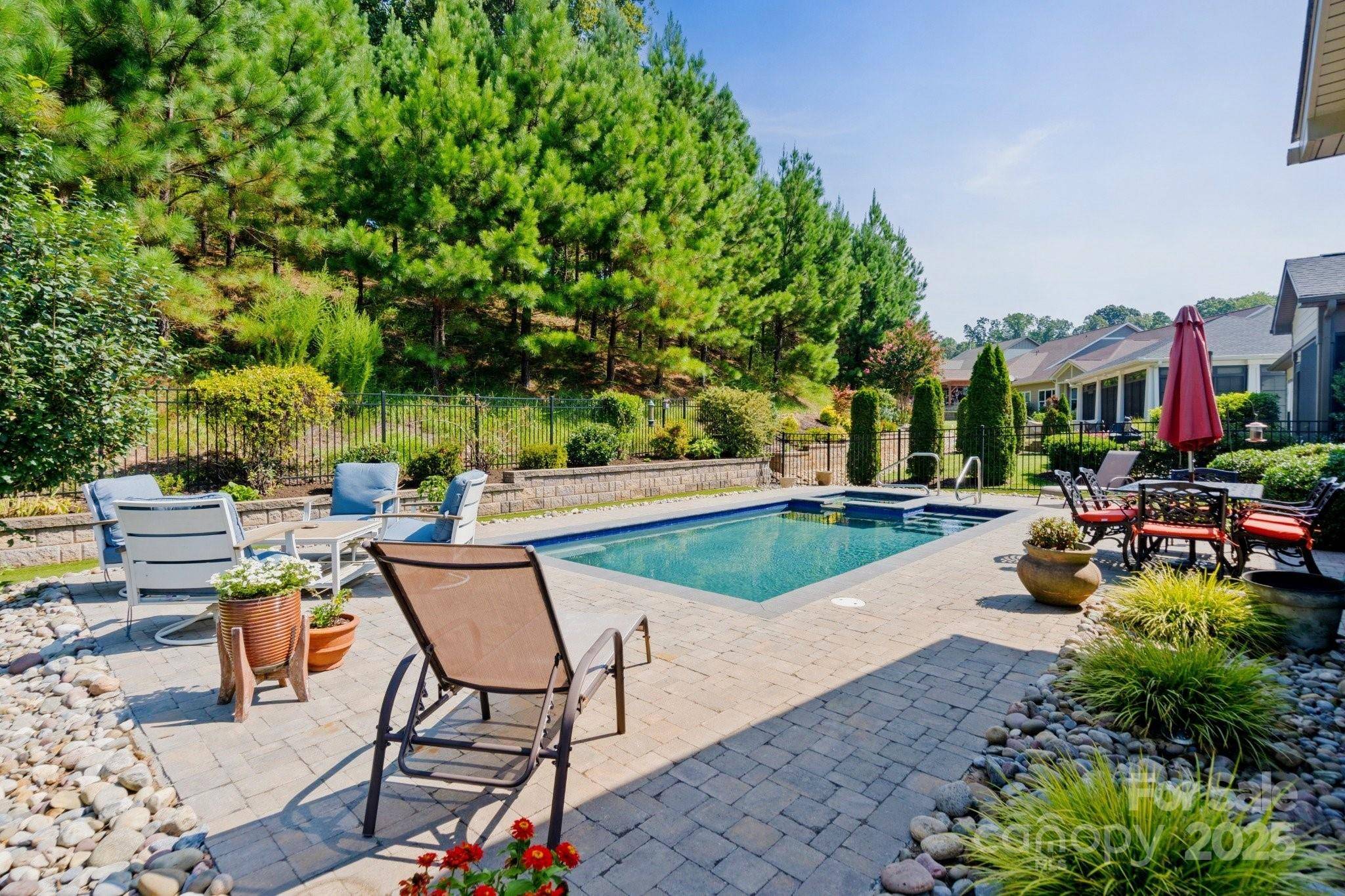Denver, NC 28037,650 Tallulah Falls DR