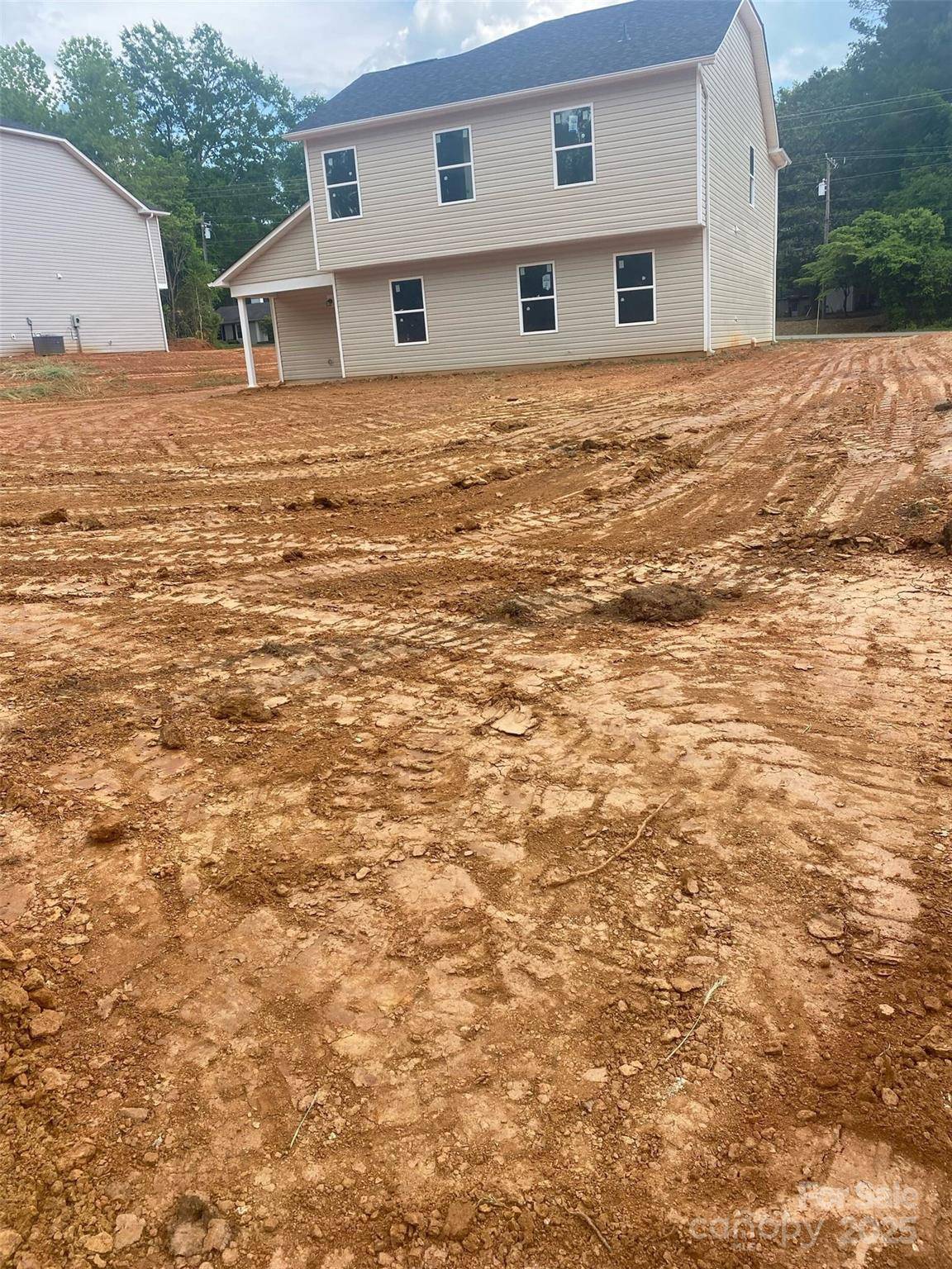 Kings Mountain, NC 28086,438 Phifer RD