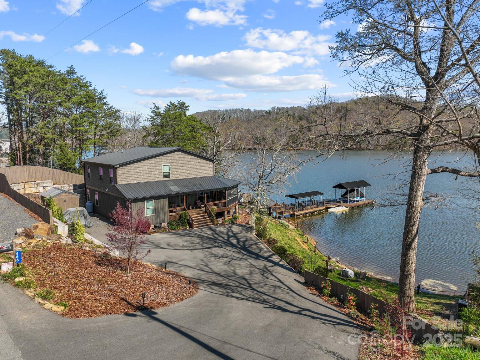 New London, NC 28127,466 Shoreline RD