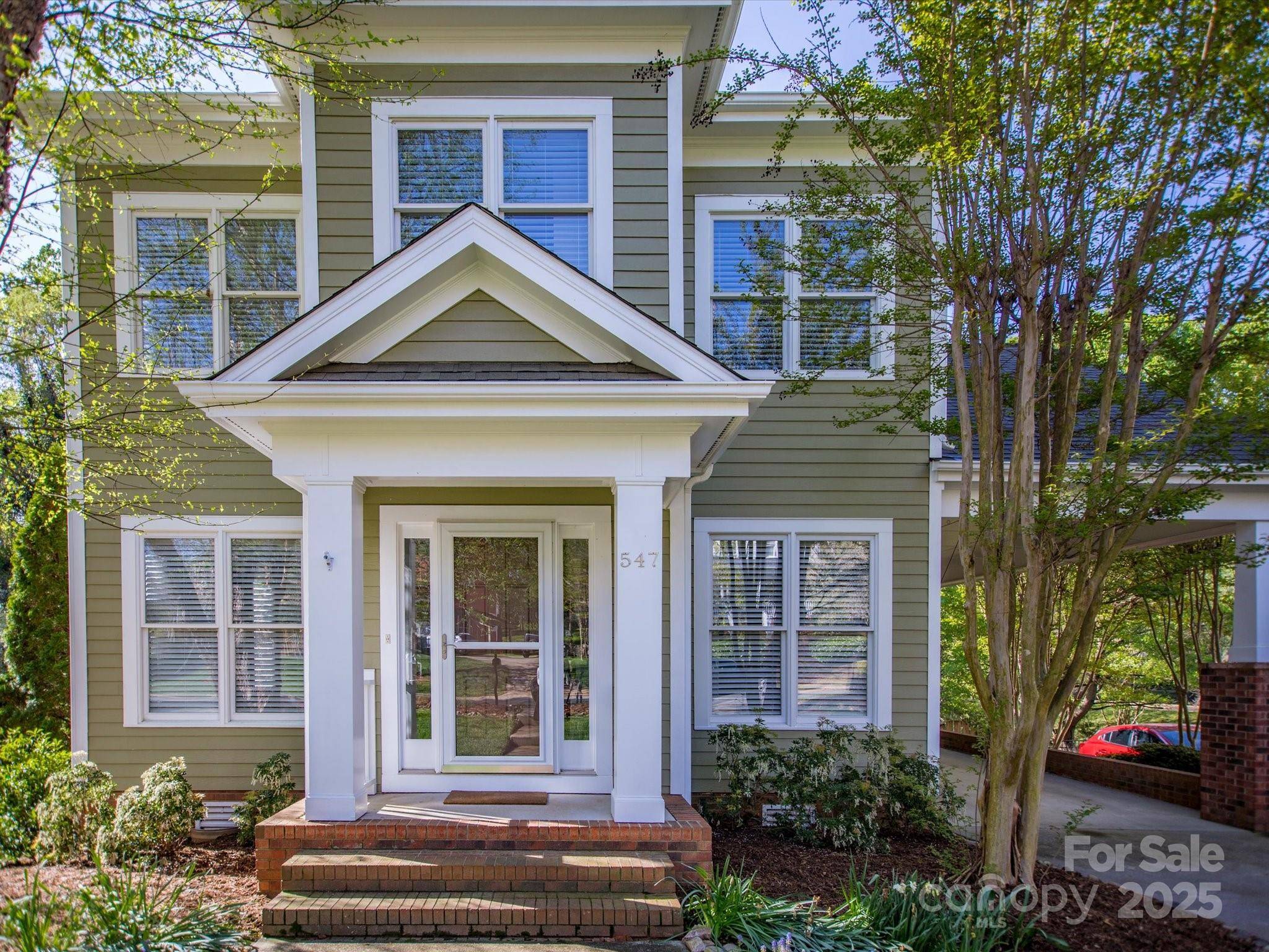 Davidson, NC 28036,547 Ashby DR
