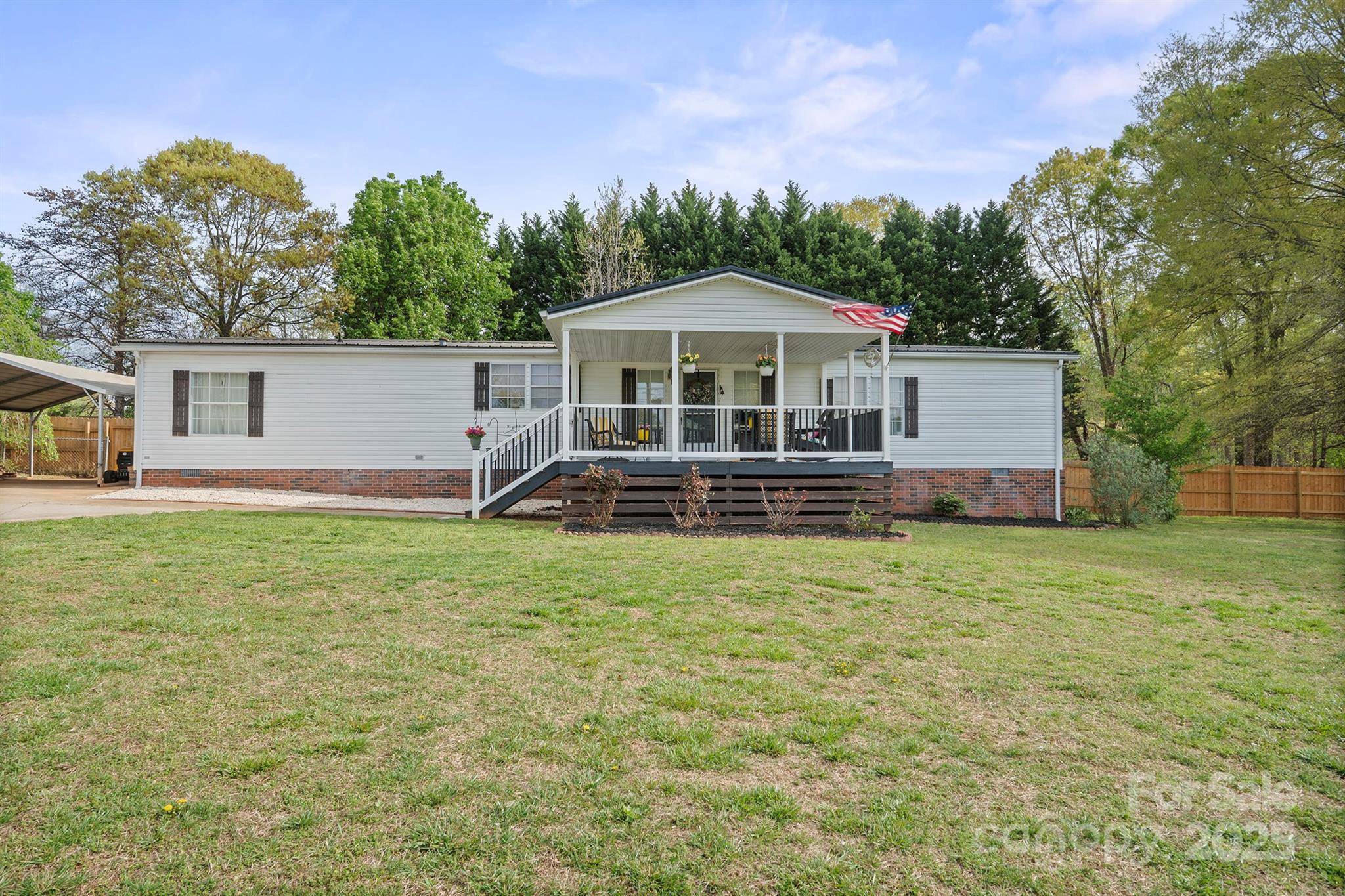 Statesville, NC 28625,115 Oak Creek RD