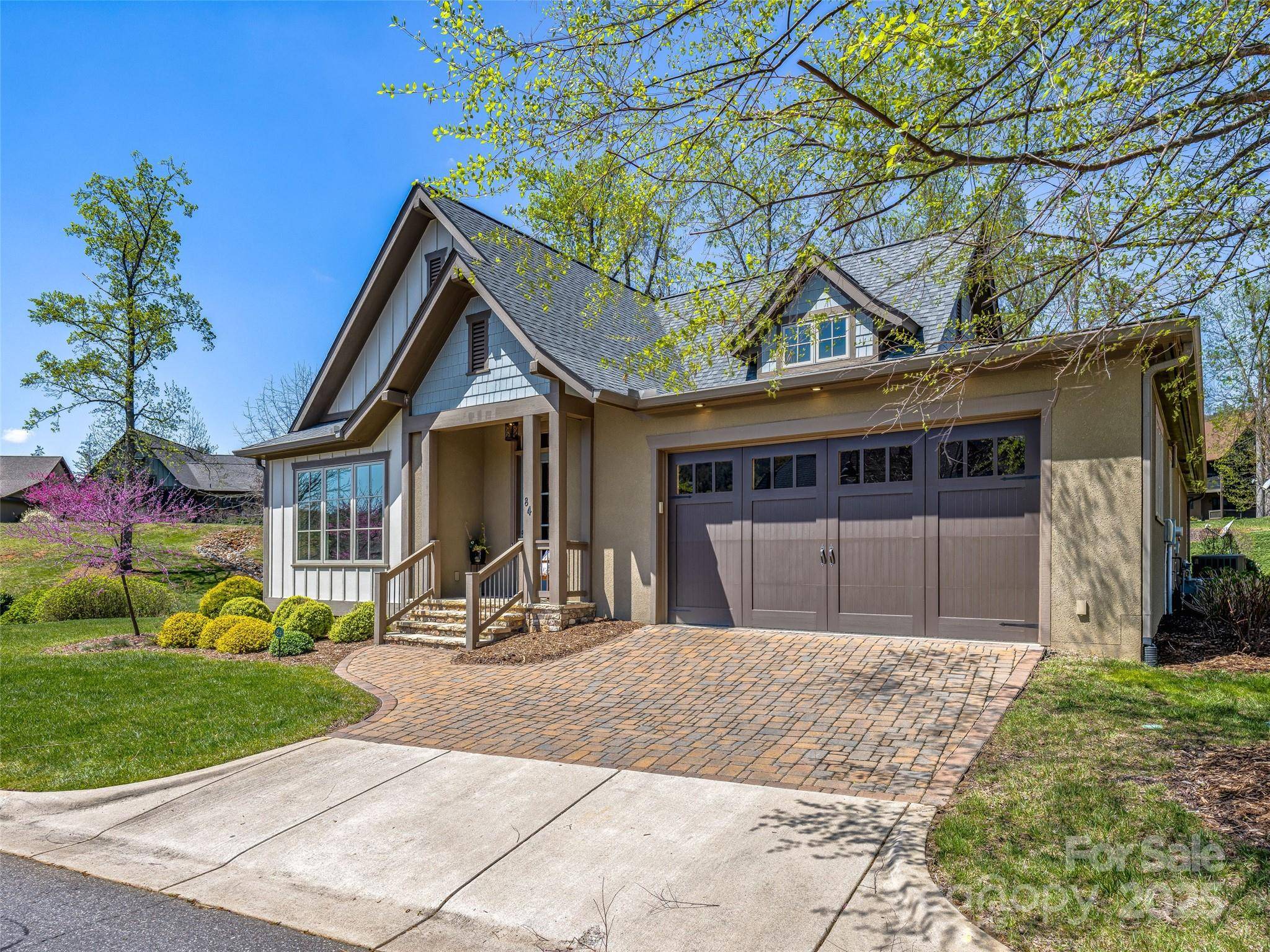 Asheville, NC 28804,84 Chantilly DR