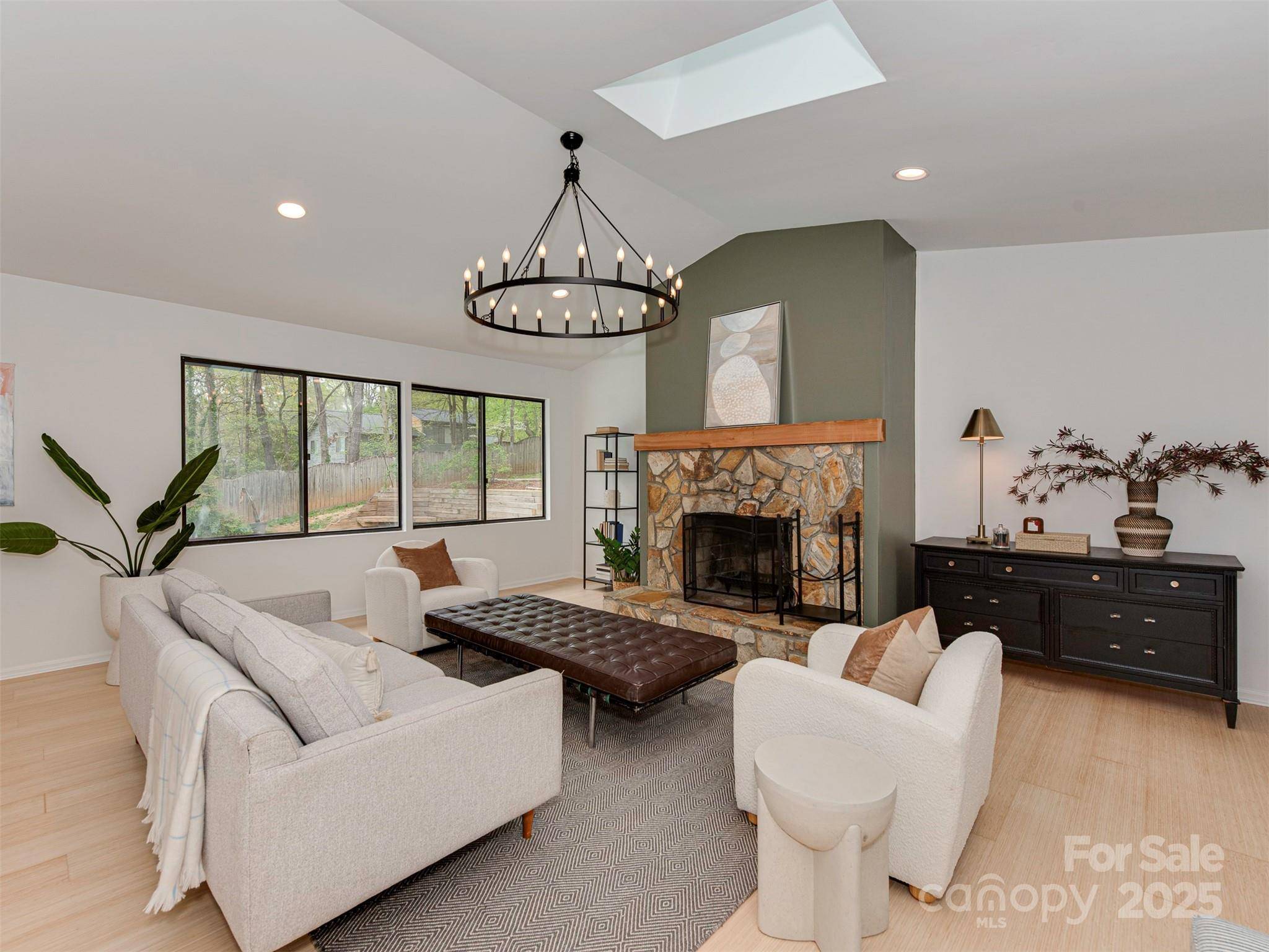 Charlotte, NC 28226,1437 Jules CT