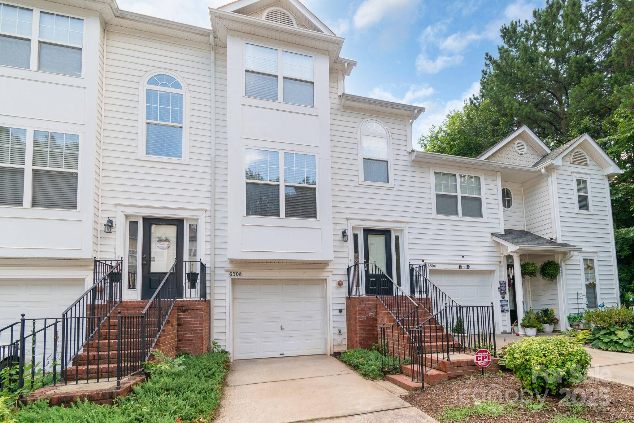 Charlotte, NC 28269,6308 Royal Celadon WAY #35