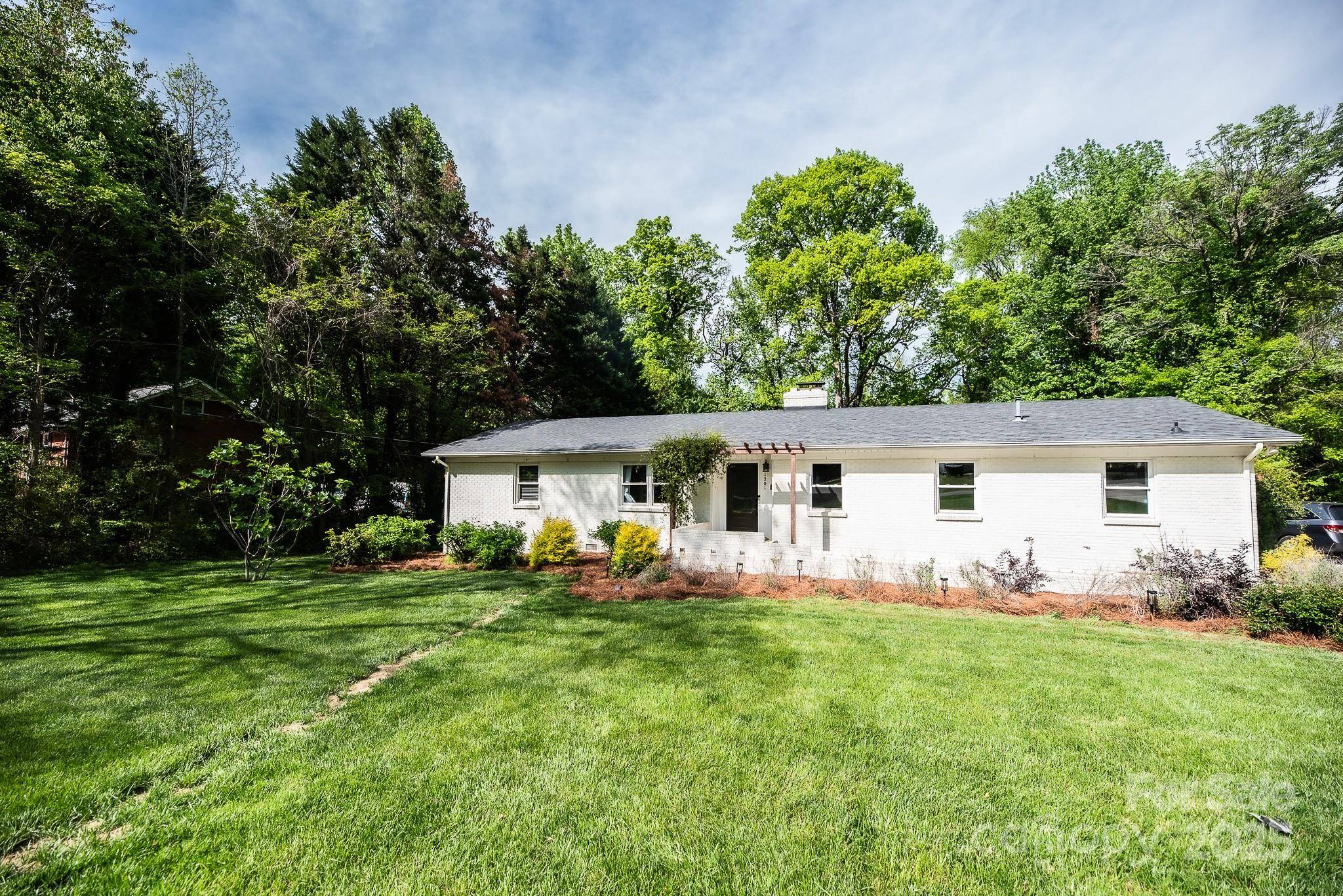 Charlotte, NC 28227,1201 Robinhood CIR