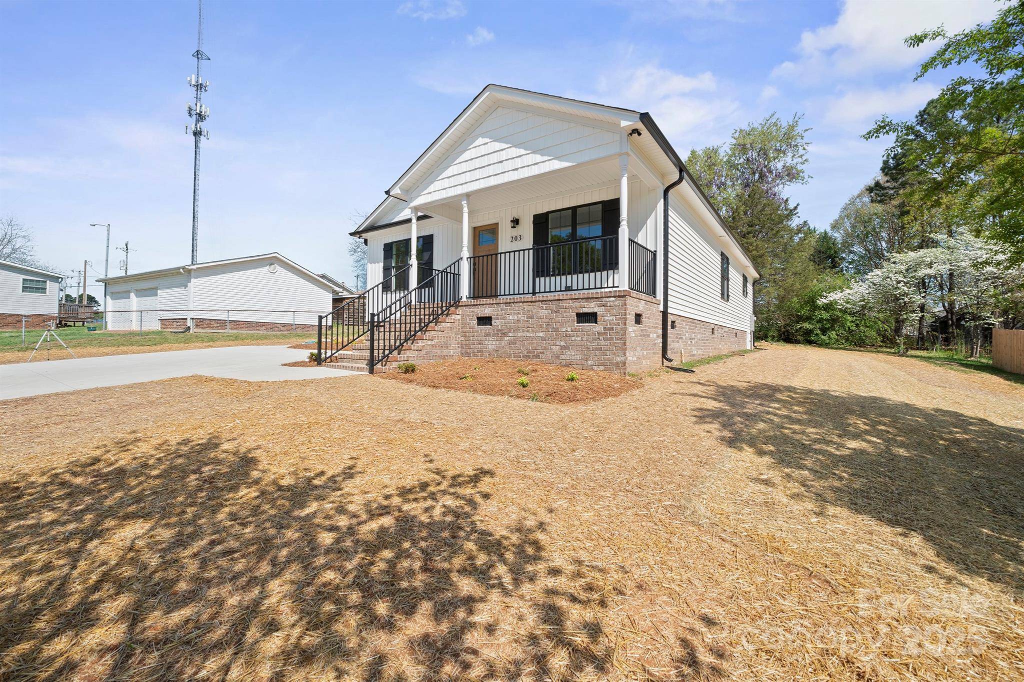 Kannapolis, NC 28083,203 E 27th ST