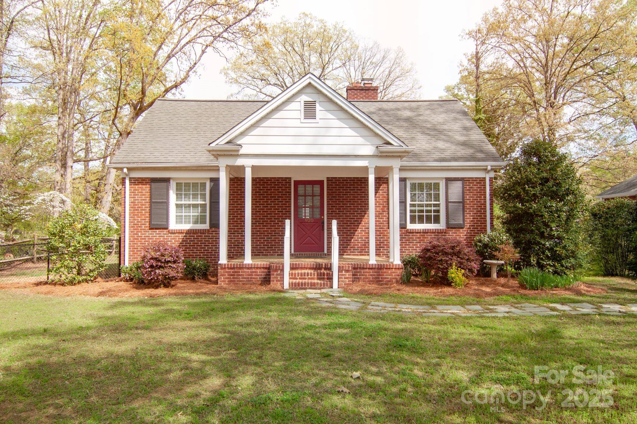 Albemarle, NC 28001,920 N Sixth ST