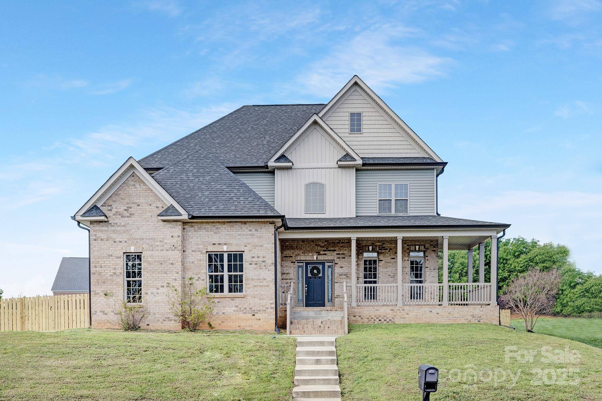 Charlotte, NC 28269,4036 Meadowview Hills DR #7