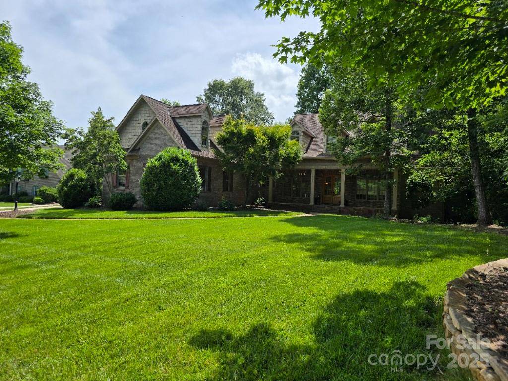 Summerfield, NC 27358,6787 Bronco LN