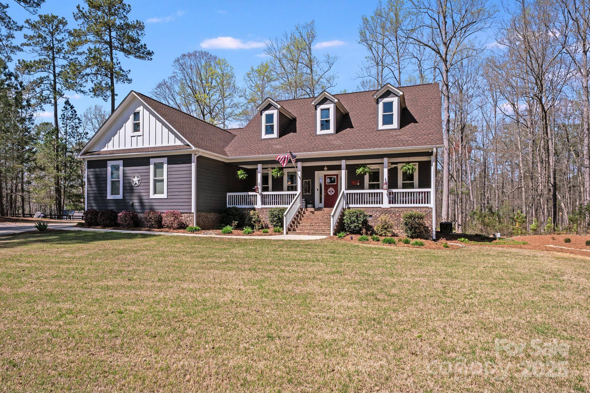York, SC 29745,1016 Secretariat DR