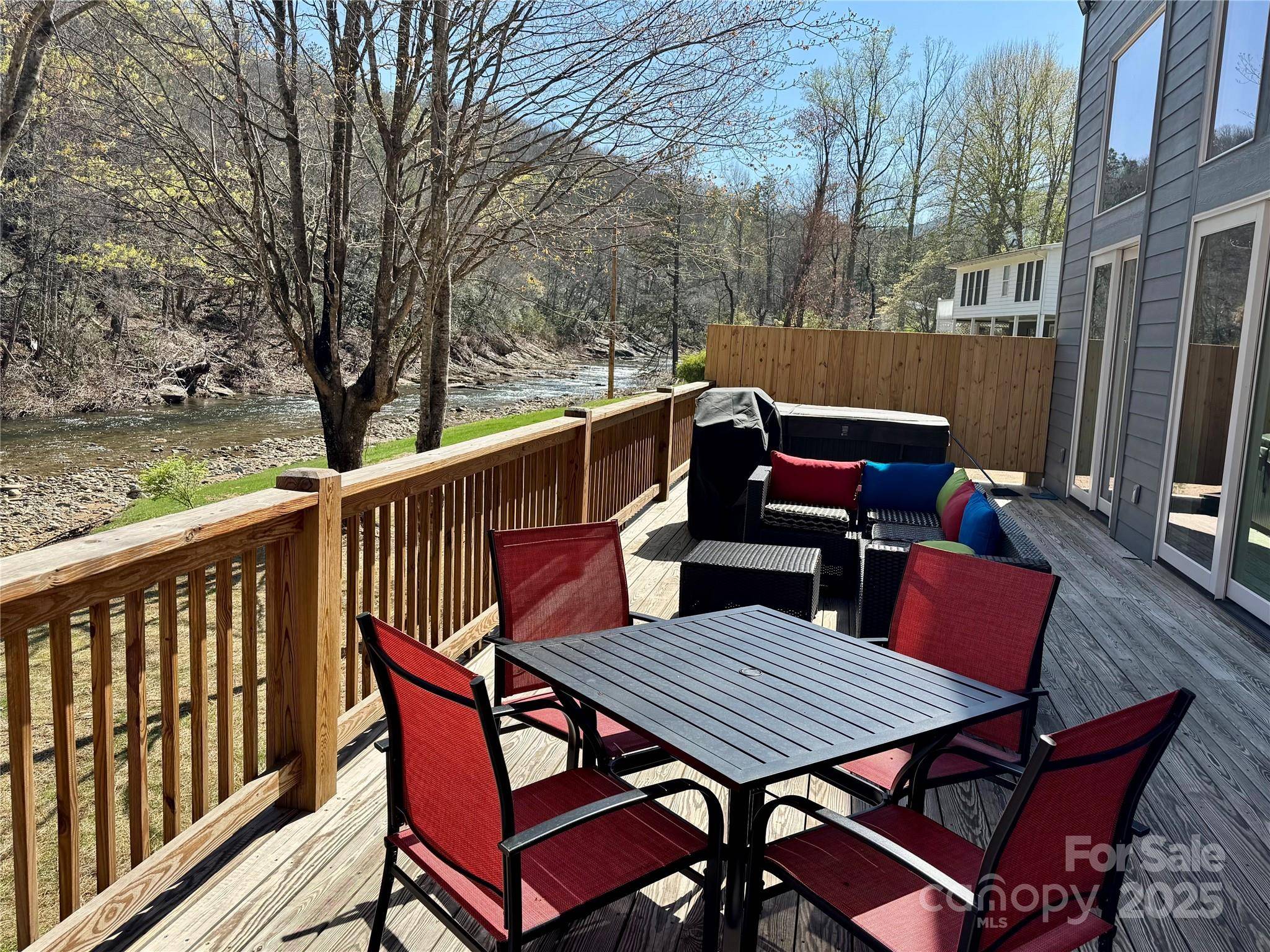 Burnsville, NC 28714,8061 State Hwy 80 S None