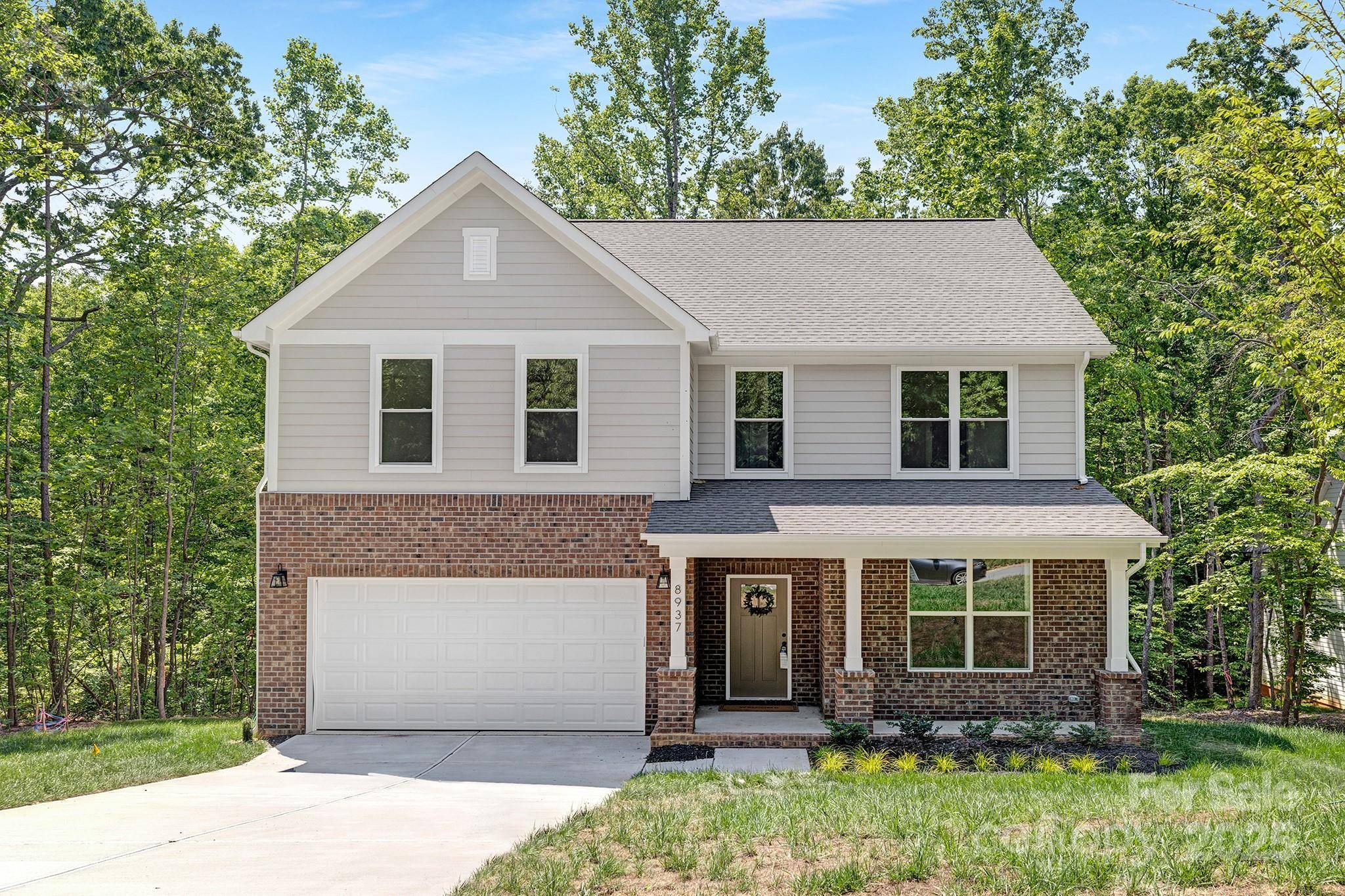 Charlotte, NC 28215,8937 Penstemons DR