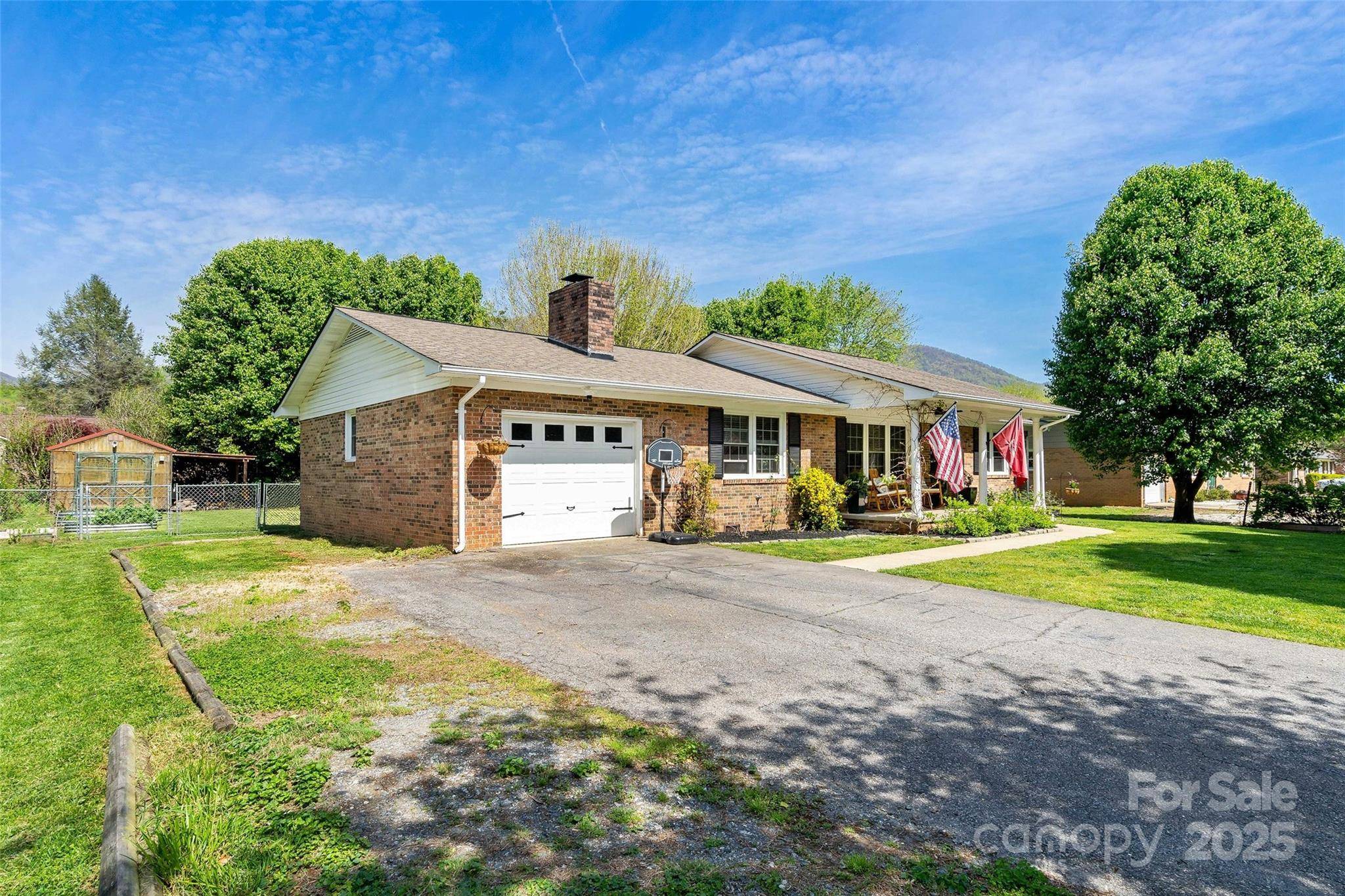 Old Fort, NC 28762,108 W Carson ST #10