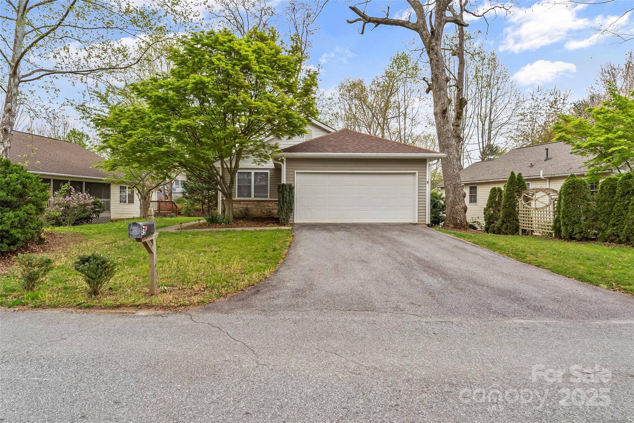Mills River, NC 28759,95 Wildwood Forest LN