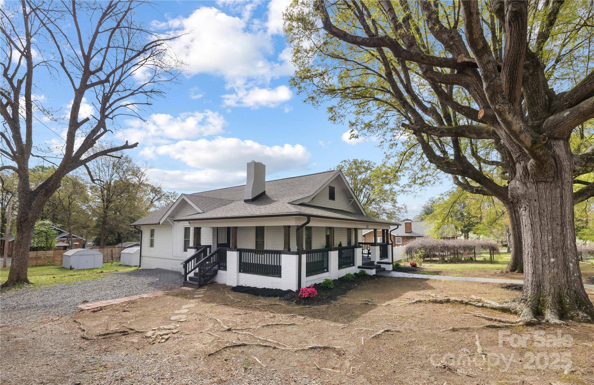 Albemarle, NC 28001,221 Palmer ST