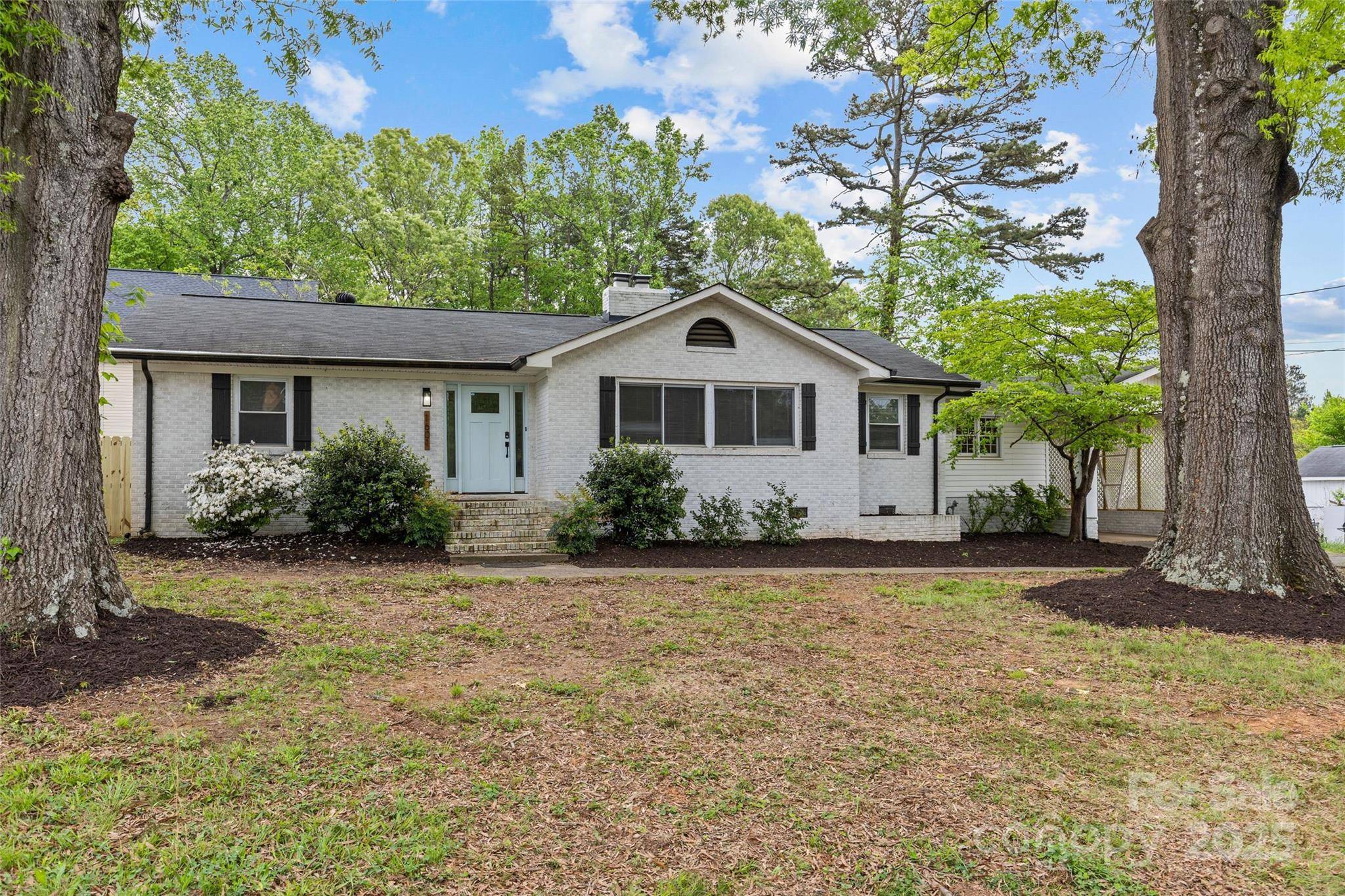 Charlotte, NC 28208,1601 Gambia ST