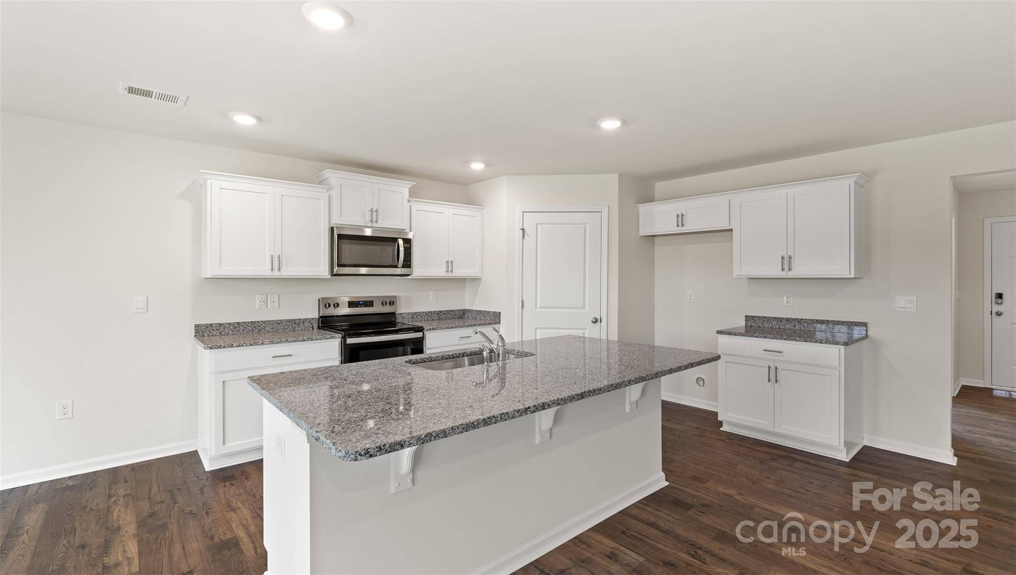 Waynesville, NC 28785,27 Wildbrook DR